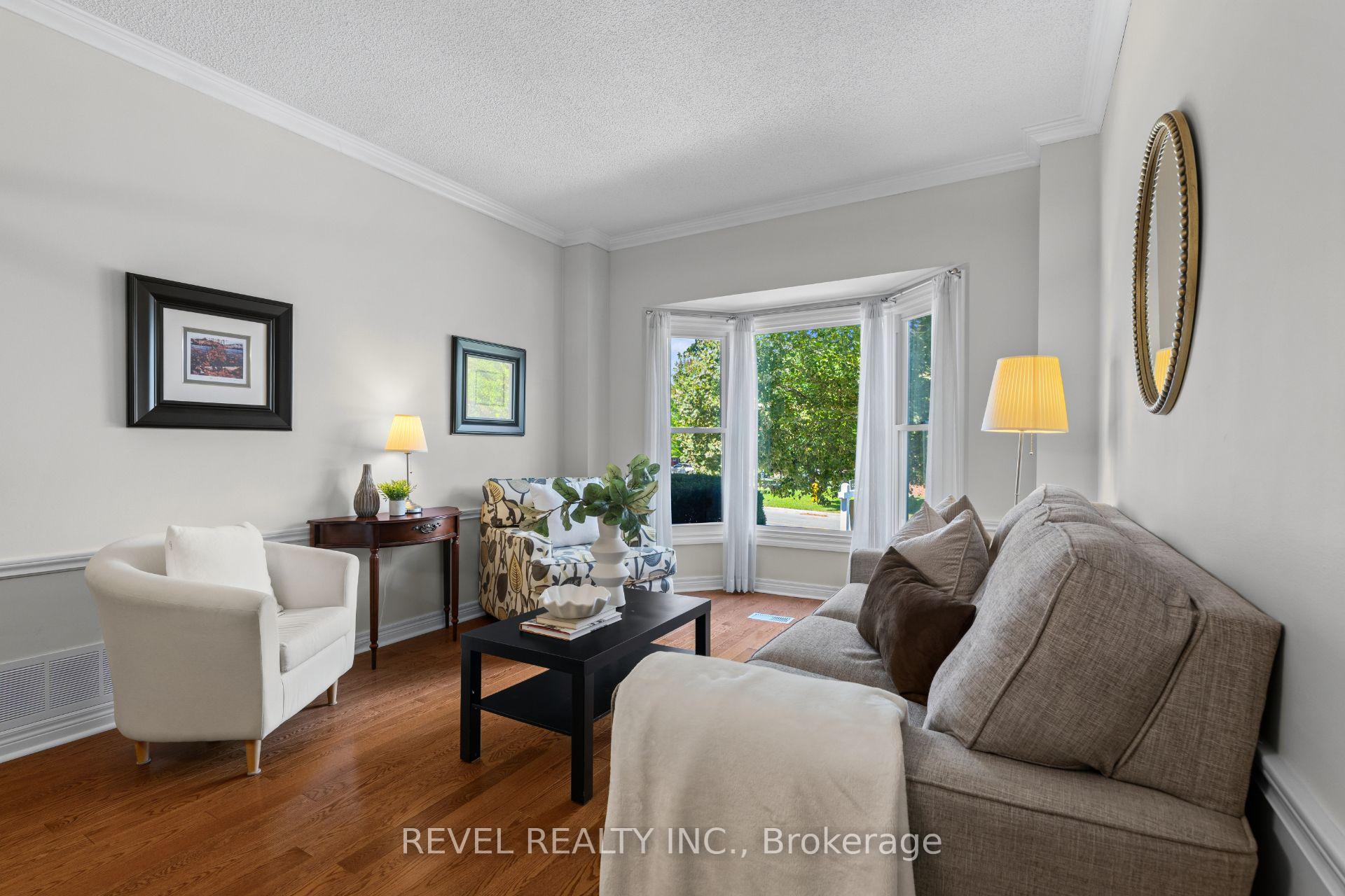 Photo 6 of 1610 Heathside Crescent, Pickering, Liverpool — HOMEH