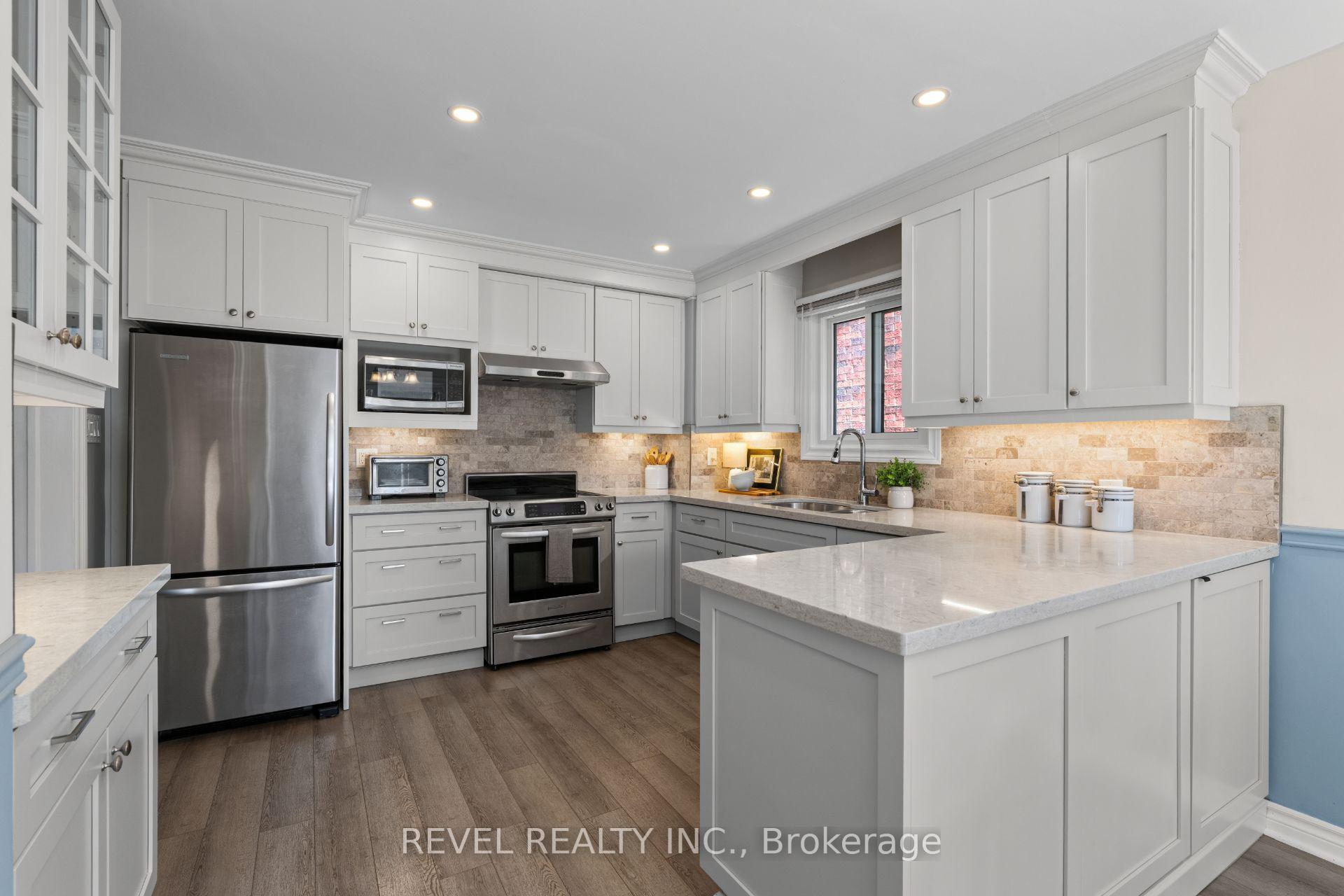 Photo 9 of 1610 Heathside Crescent, Pickering, Liverpool — HOMEH