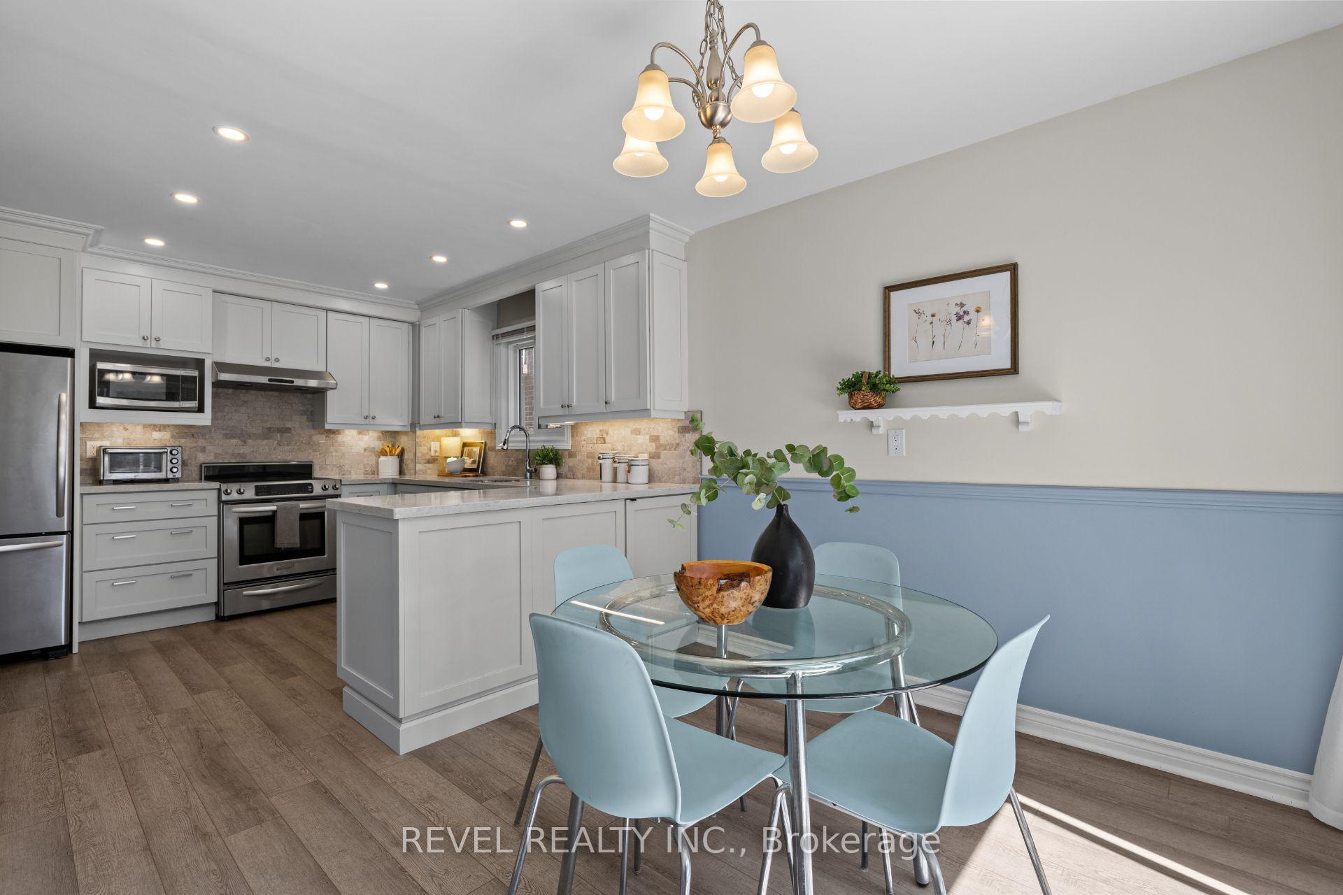 Photo 13 of 1610 Heathside Crescent, Pickering, Liverpool — HOMEH