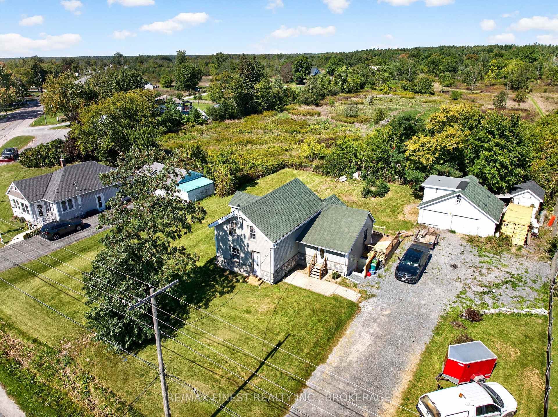 Photo 4 of 1069 Sunnyside Road, Kingston, City North of 401 — HOMEH
