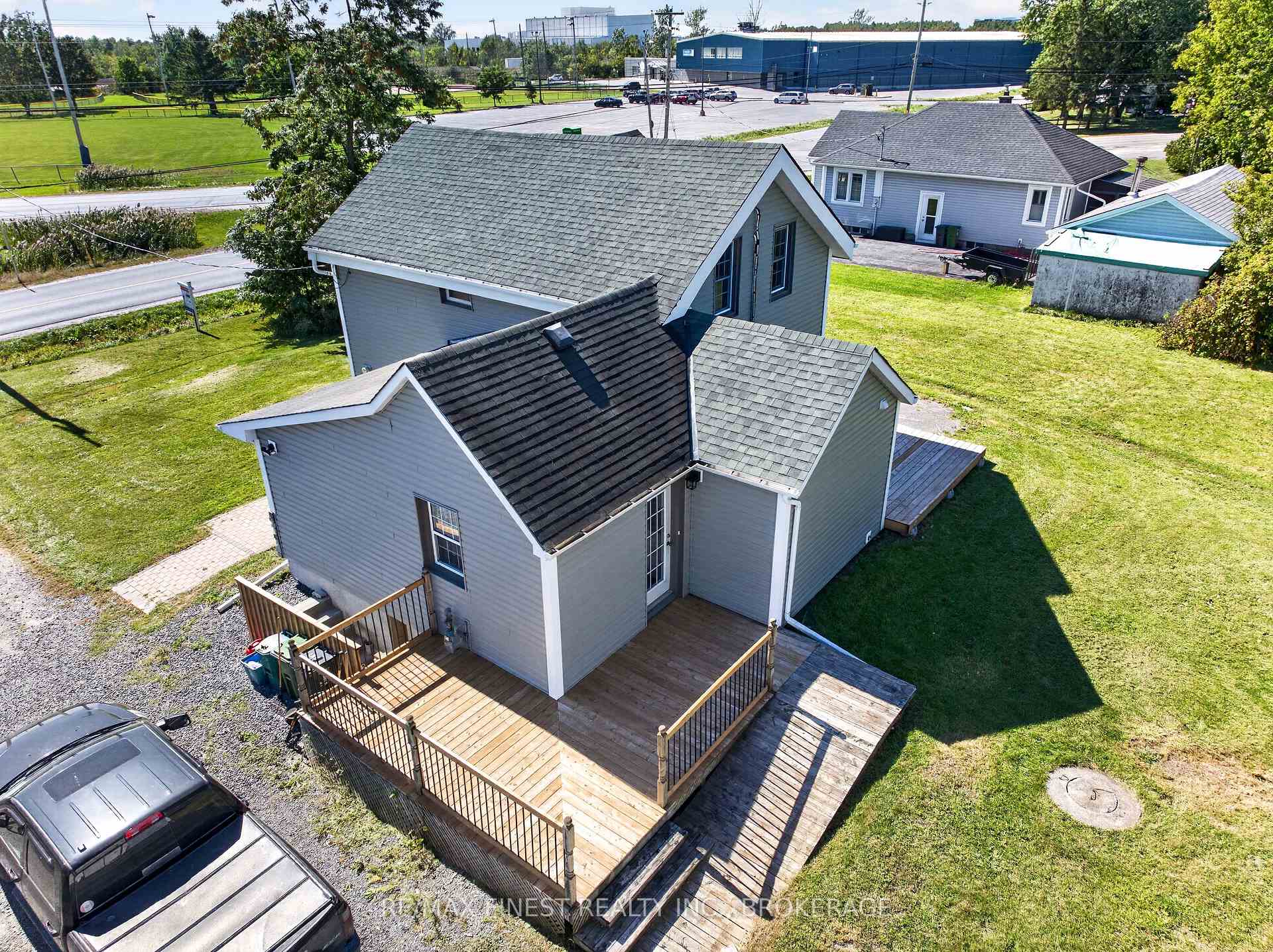 Photo 6 of 1069 Sunnyside Road, Kingston, City North of 401 — HOMEH