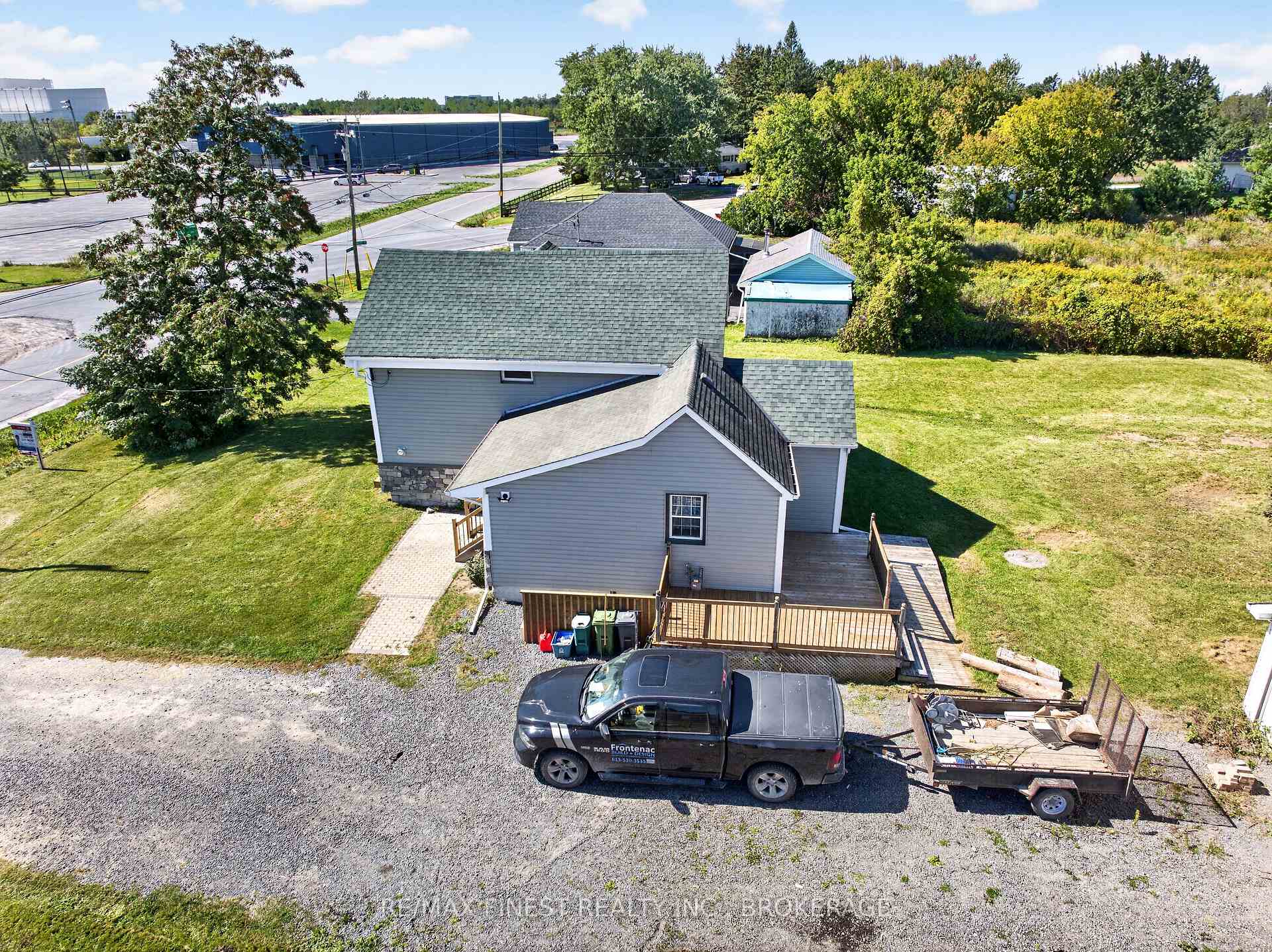 Photo 13 of 1069 Sunnyside Road, Kingston, City North of 401 — HOMEH