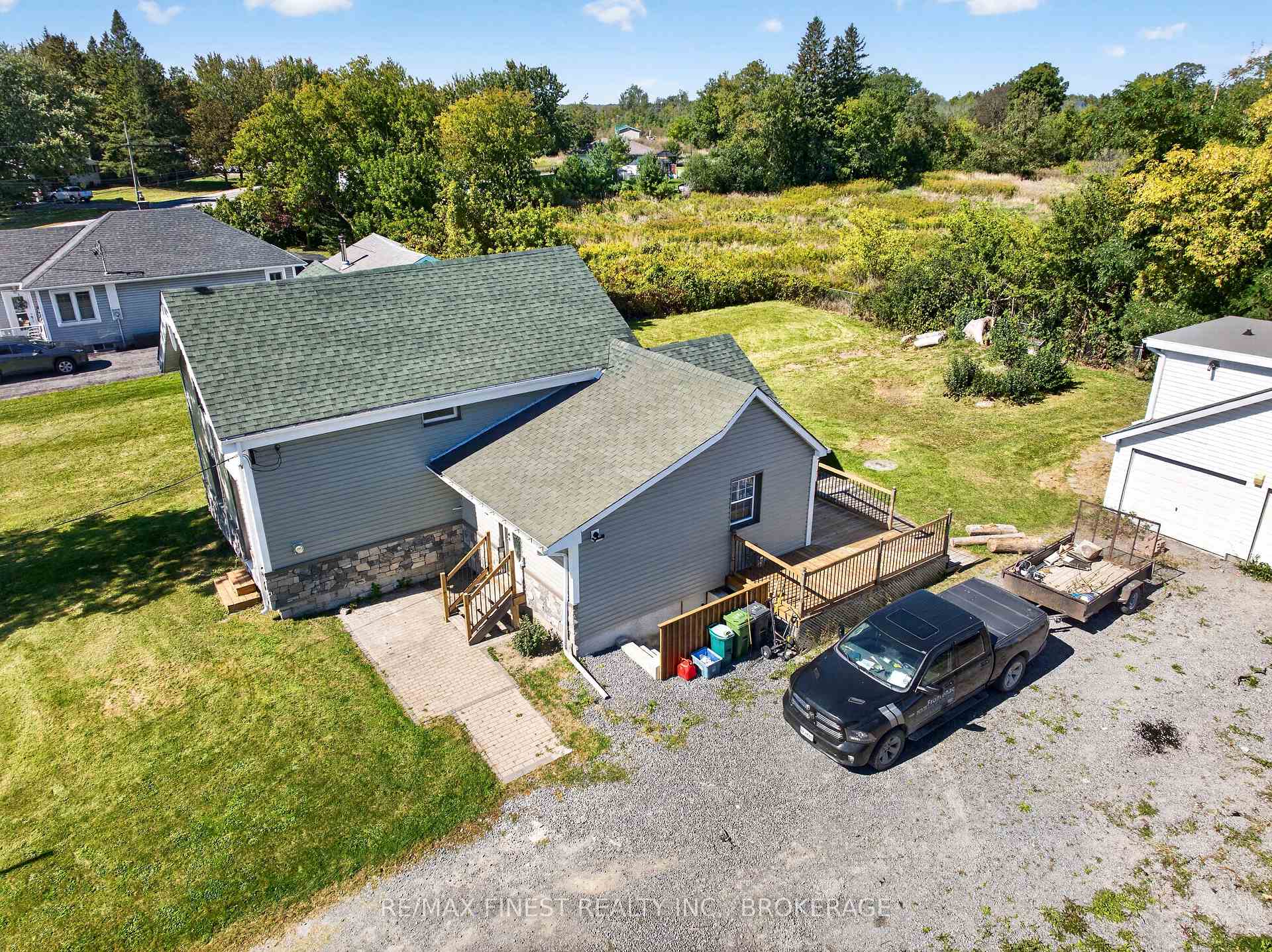 Photo 16 of 1069 Sunnyside Road, Kingston, City North of 401 — HOMEH