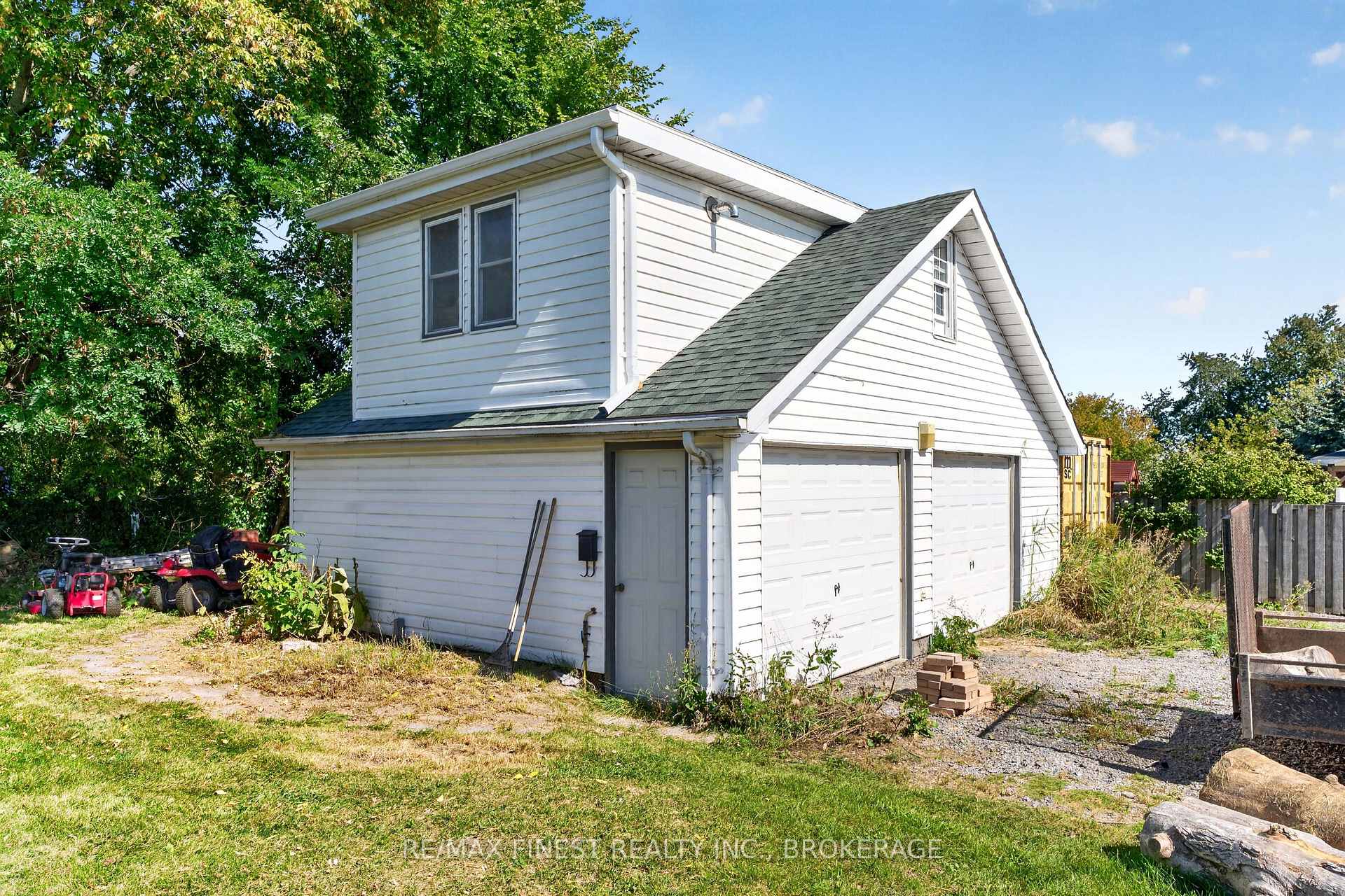 Photo 31 of 1069 Sunnyside Road, Kingston, City North of 401 — HOMEH
