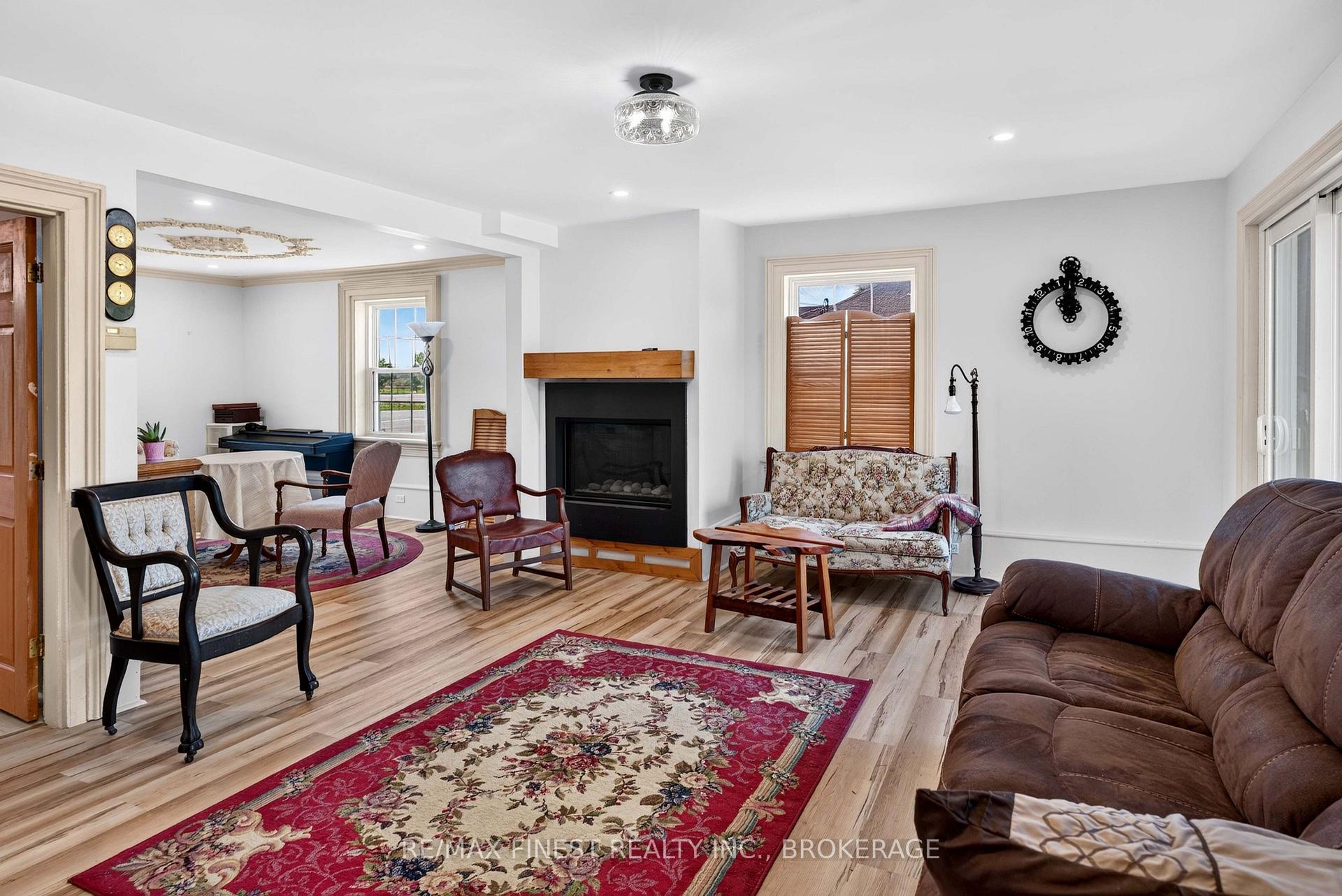 Photo 23 of 1069 Sunnyside Road, Kingston, City North of 401 — HOMEH