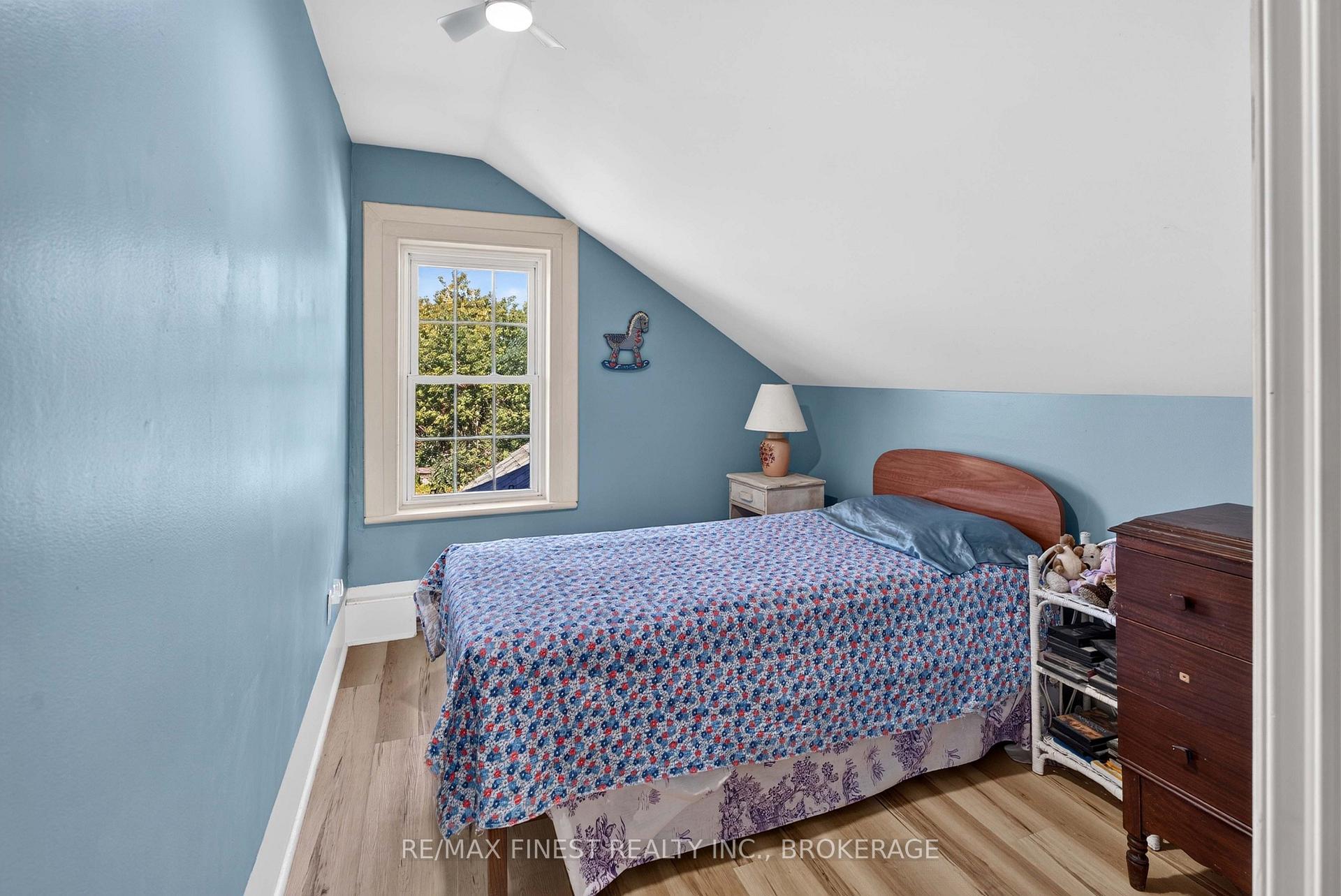 Photo 40 of 1069 Sunnyside Road, Kingston, City North of 401 — HOMEH