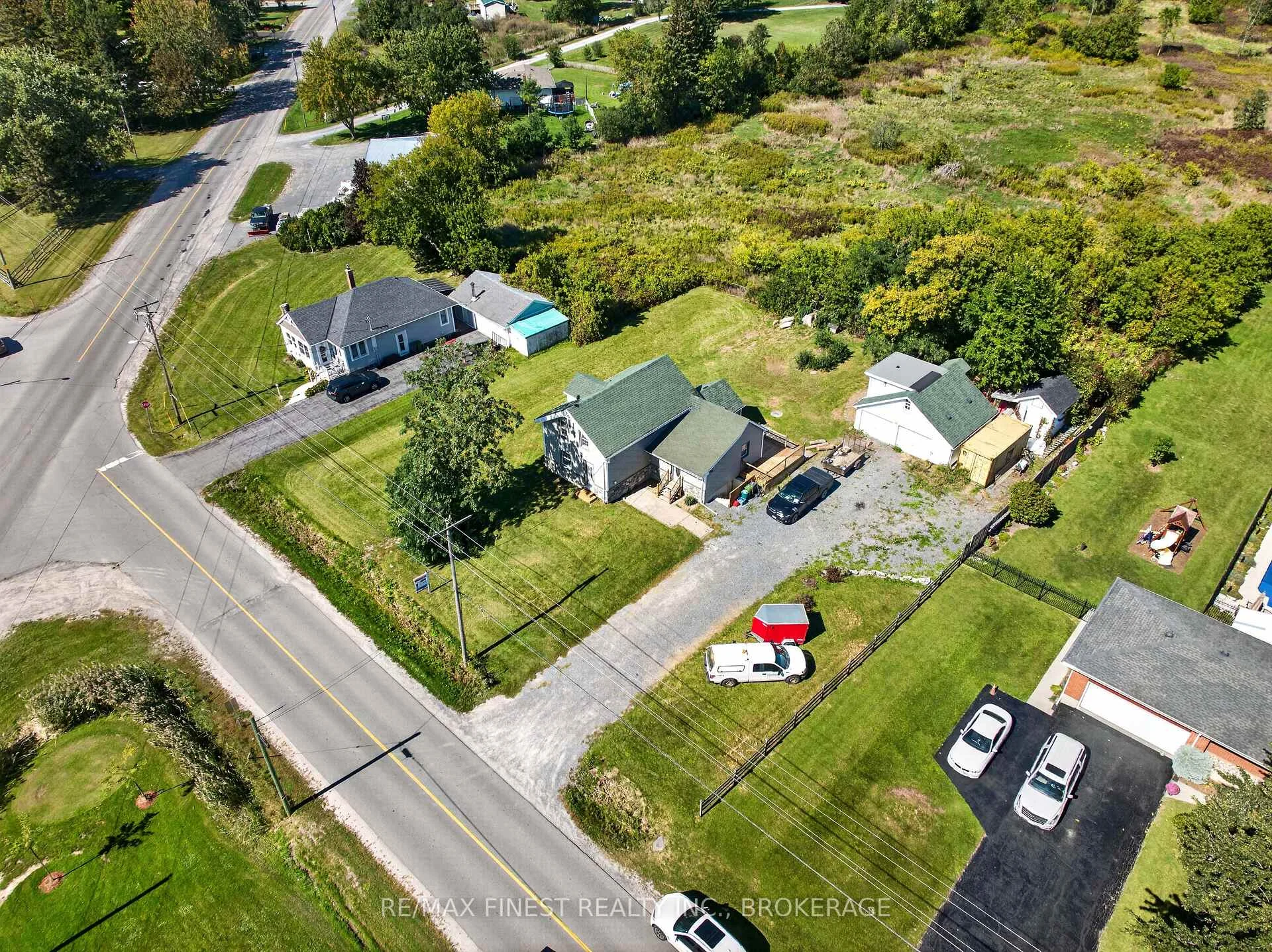 Photo 28 of 1069 Sunnyside Road, Kingston, City North of 401 — HOMEH
