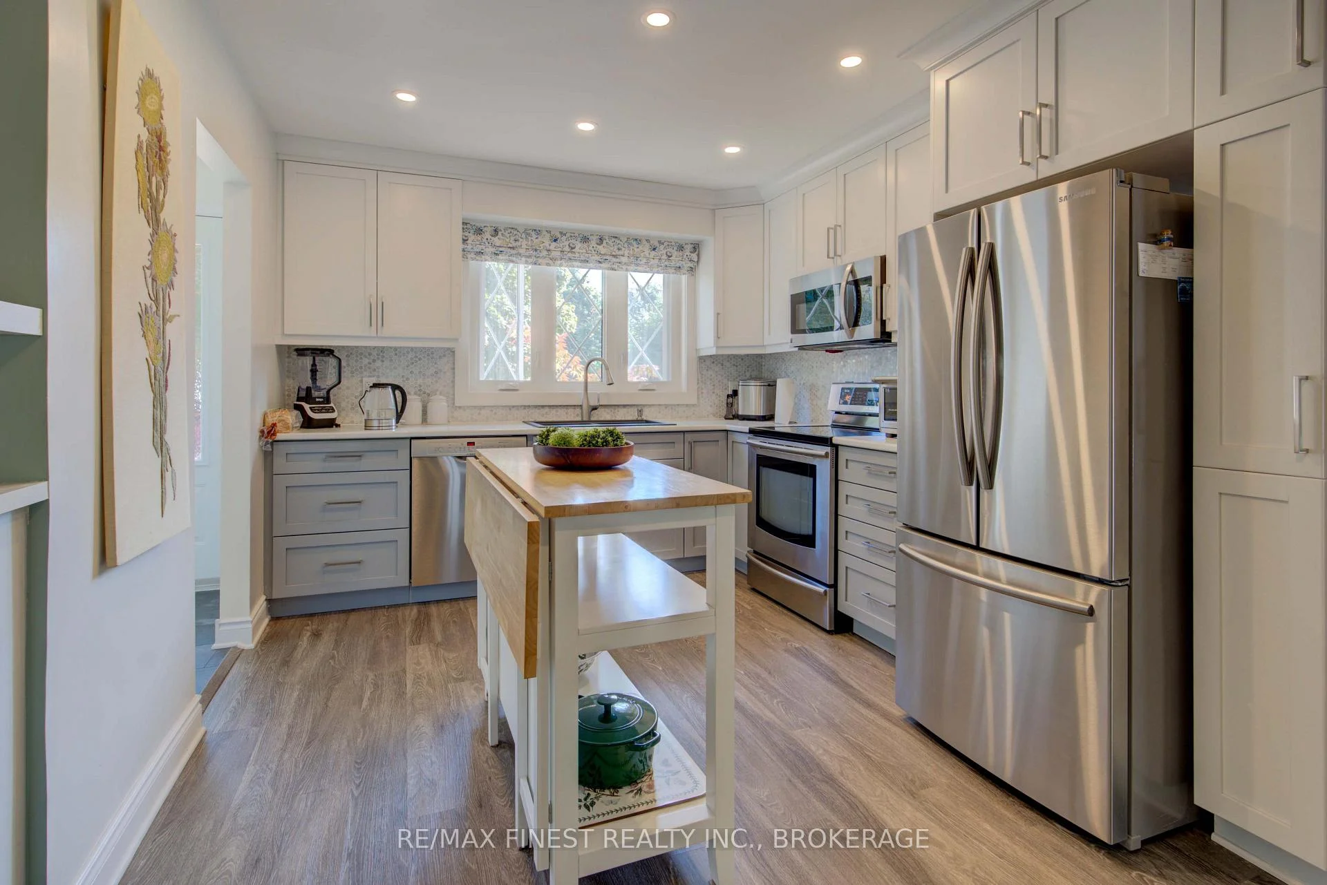 Photo 59 of 1069 Sunnyside Road, Kingston, City North of 401 — HOMEH
