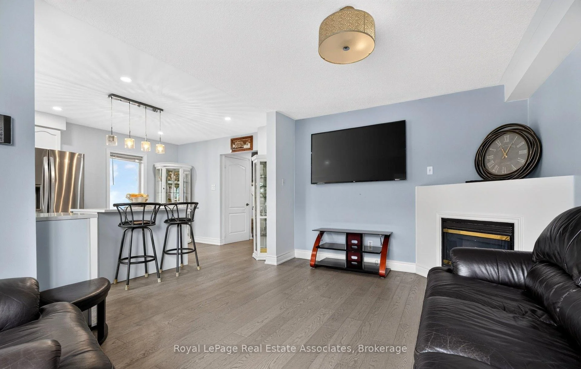 Photo 22 of 43 Hillsburgh Drive, Brampton, Fletcher's Meadow — HOMEH