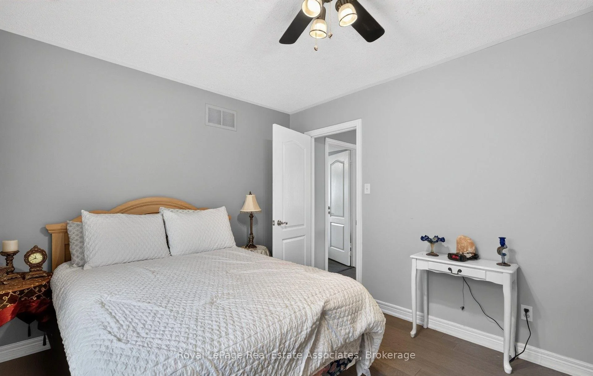 Photo 36 of 43 Hillsburgh Drive, Brampton, Fletcher's Meadow — HOMEH