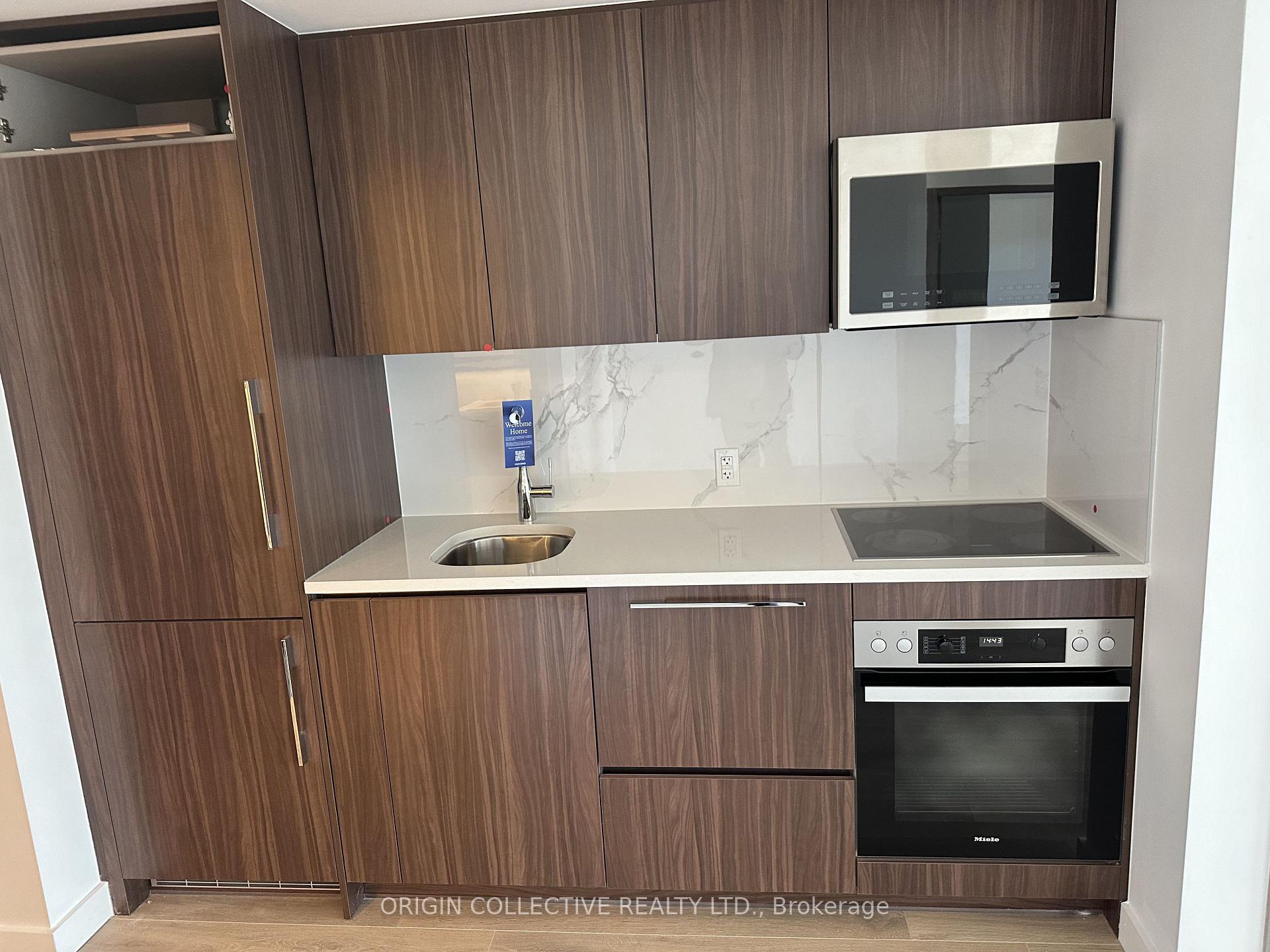 Photo 2 of Unit 3805, 38 Widmer Street, Toronto, Waterfront Communities — HOMEH