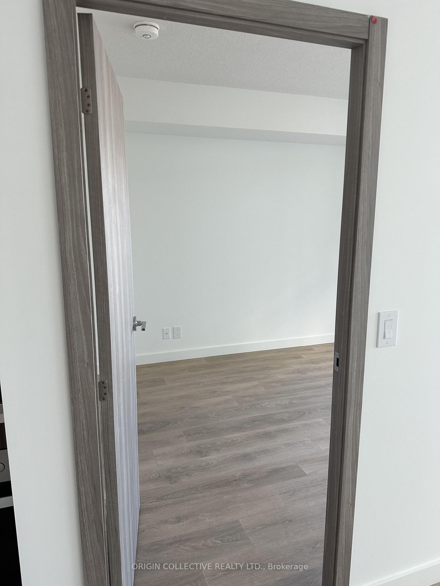 Photo 5 of Unit 3805, 38 Widmer Street, Toronto, Waterfront Communities — HOMEH