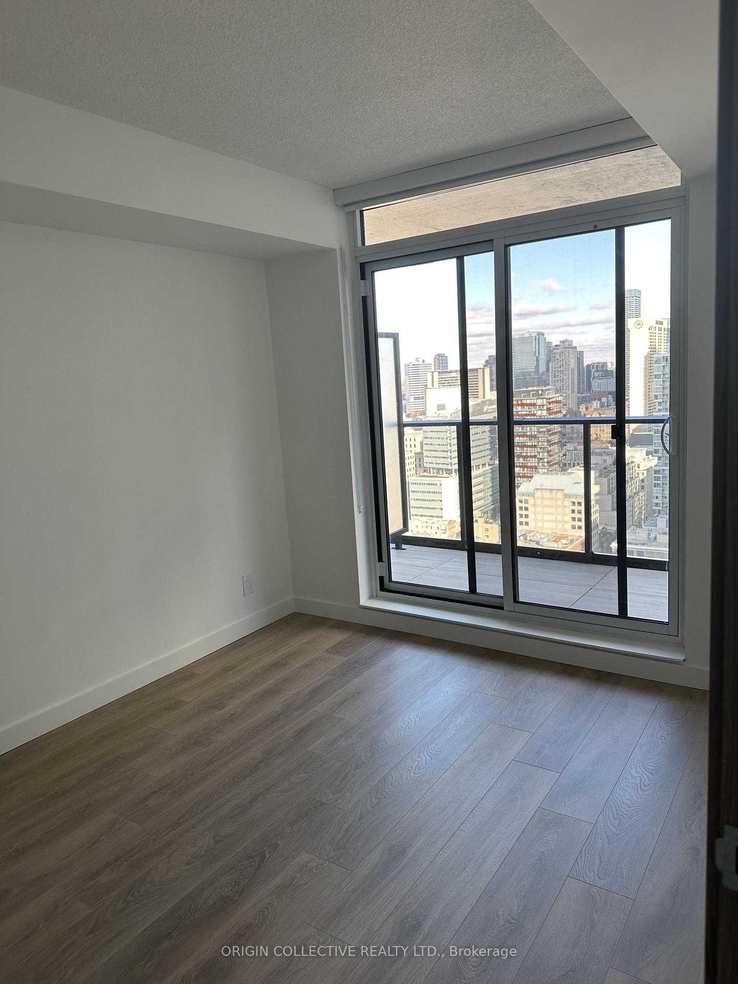Photo 6 of Unit 3805, 38 Widmer Street, Toronto, Waterfront Communities — HOMEH