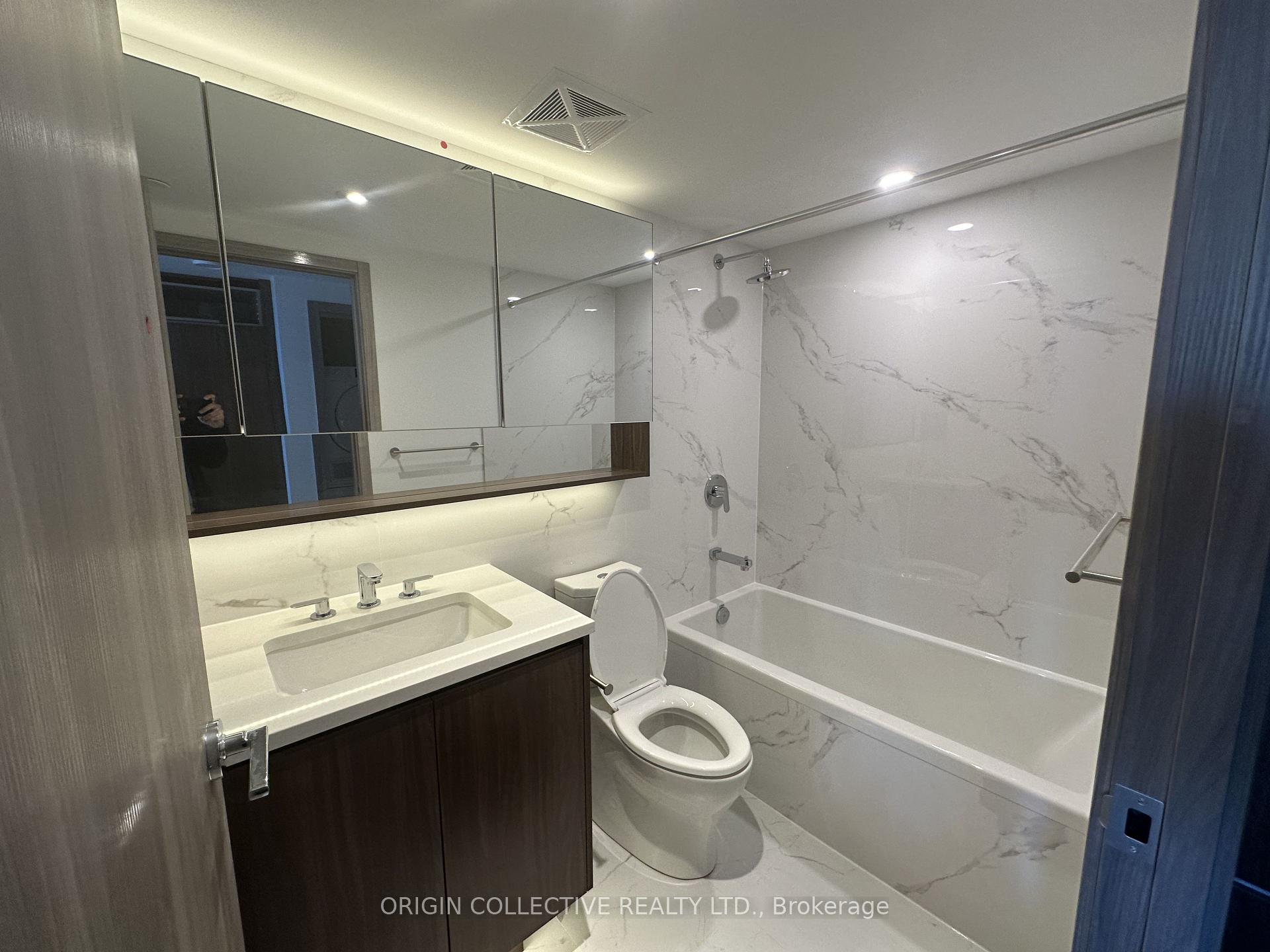 Photo 7 of Unit 3805, 38 Widmer Street, Toronto, Waterfront Communities — HOMEH