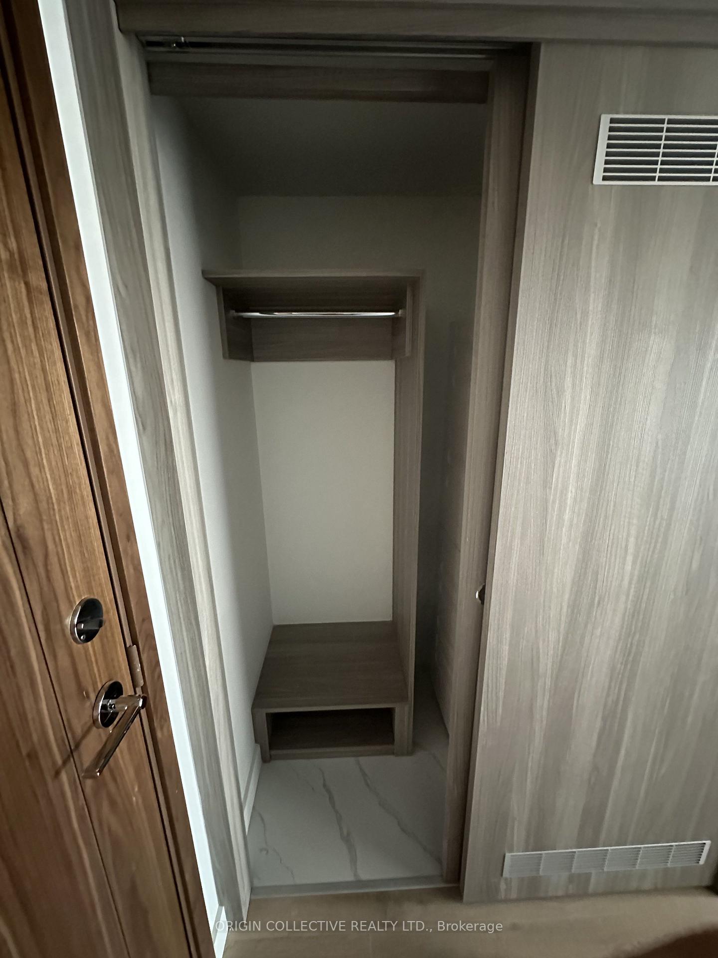 Photo 10 of Unit 3805, 38 Widmer Street, Toronto, Waterfront Communities — HOMEH