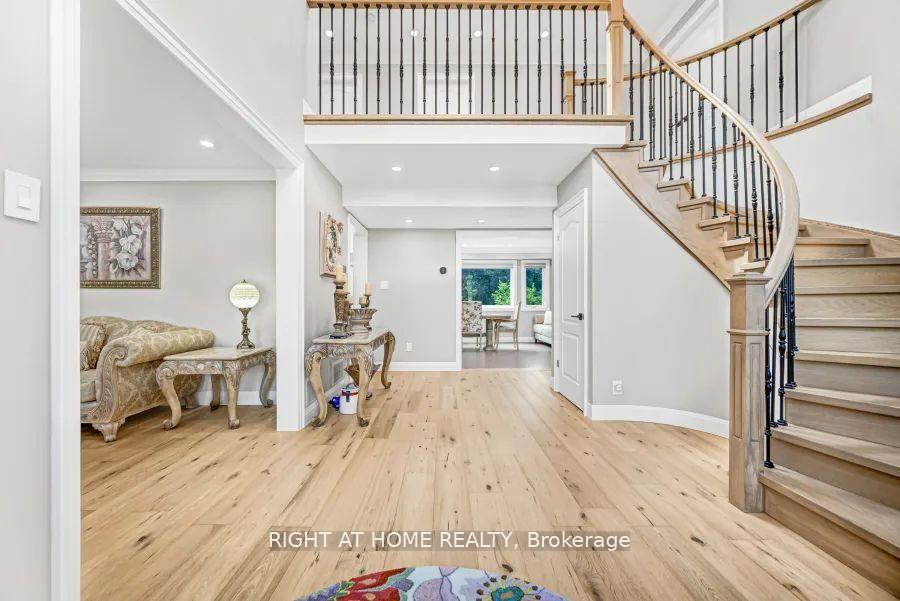 Photo 7 of 35 Harmony Hill Crescent, Richmond Hill, Mill Pond — HOMEH