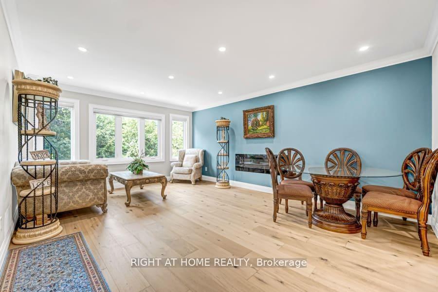 Photo 20 of 35 Harmony Hill Crescent, Richmond Hill, Mill Pond — HOMEH