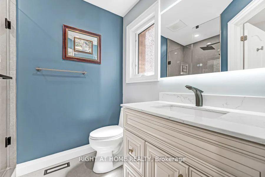 Photo 24 of 35 Harmony Hill Crescent, Richmond Hill, Mill Pond — HOMEH