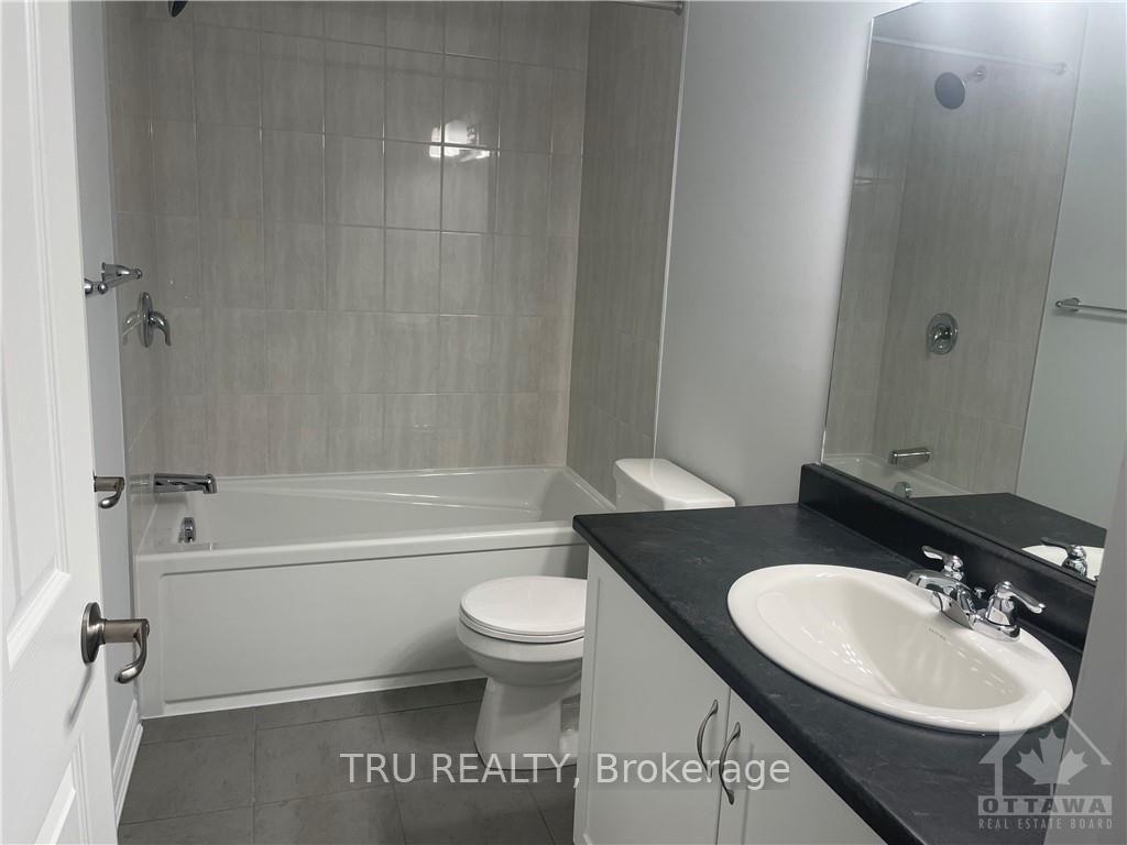 Photo 11 of 604 Lapland Terrace, Ottawa, Kanata - Emerald Meadows/Trailwest — HOMEH