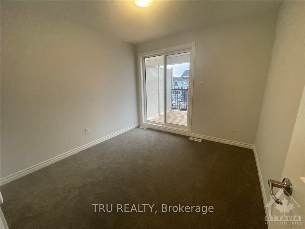 Photo 14 of 604 Lapland Terrace, Ottawa, Kanata - Emerald Meadows/Trailwest — HOMEH