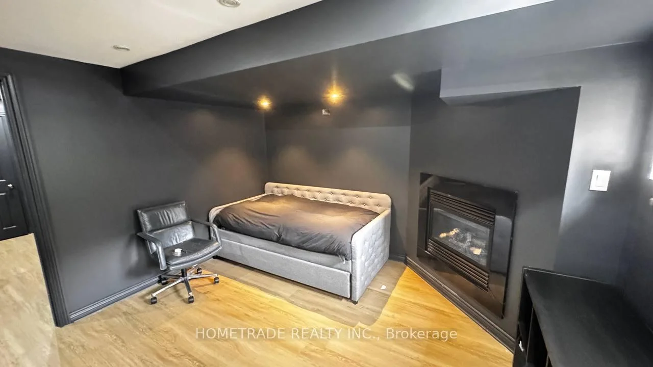 Photo 25 of 231 Denise Circle, Newmarket, Summerhill Estates — HOMEH