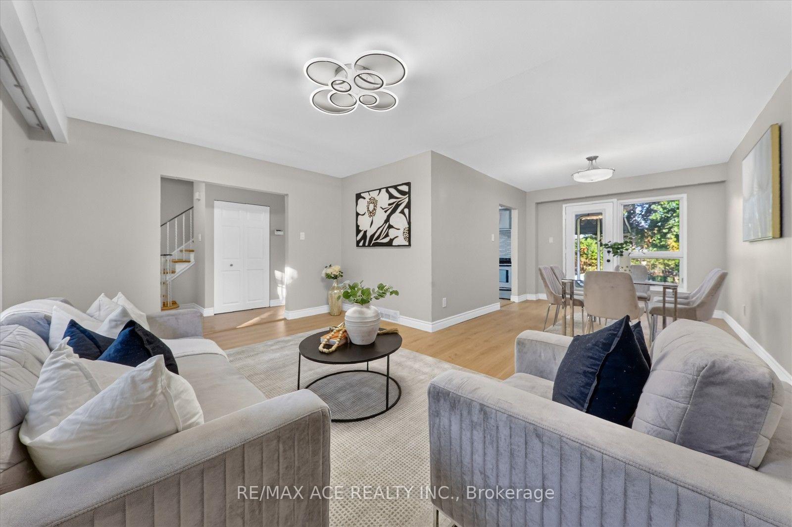 Photo 9 of 21 Sir Raymond Drive, Scarborough, Guildwood — HOMEH