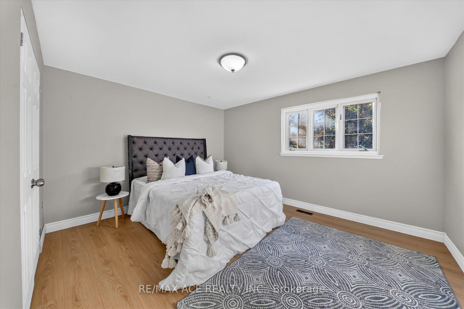 Photo 18 of 21 Sir Raymond Drive, Scarborough, Guildwood — HOMEH
