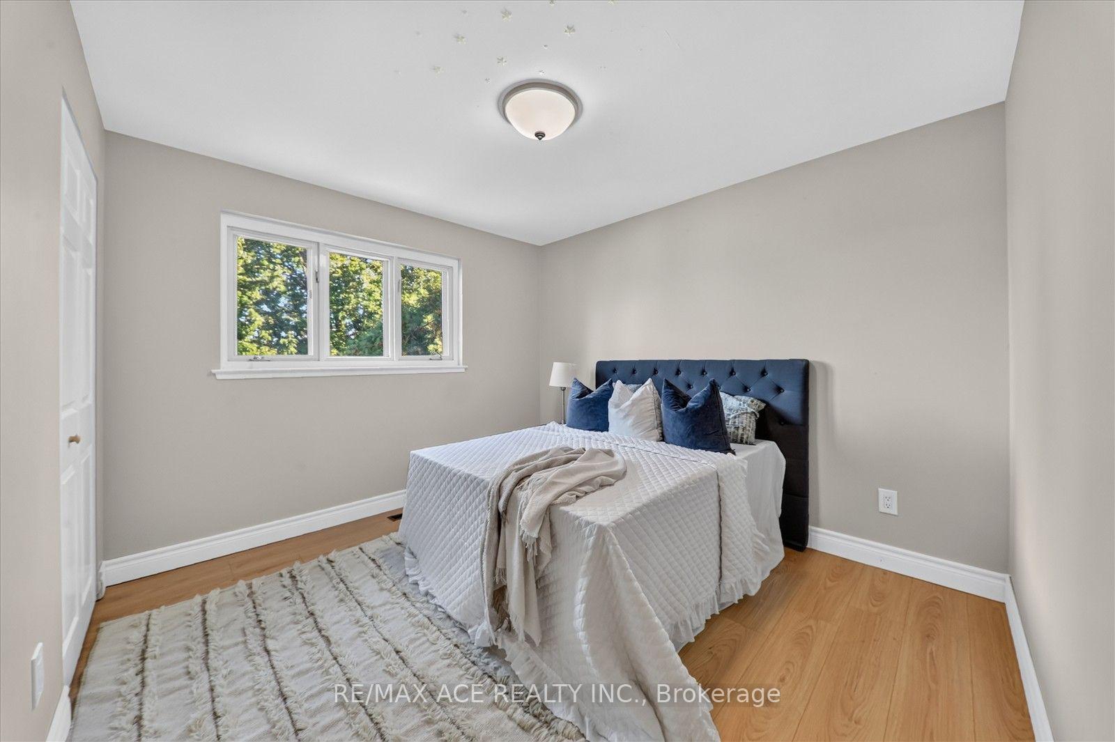 Photo 20 of 21 Sir Raymond Drive, Scarborough, Guildwood — HOMEH