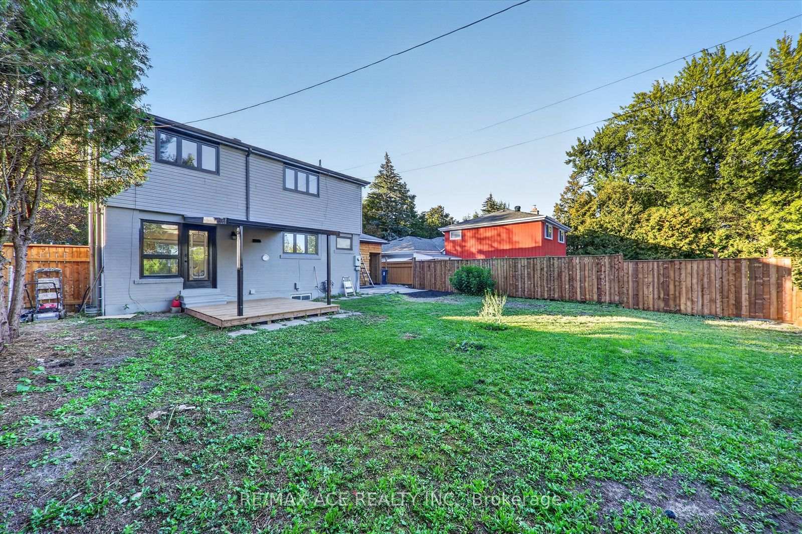 Photo 38 of 21 Sir Raymond Drive, Scarborough, Guildwood — HOMEH