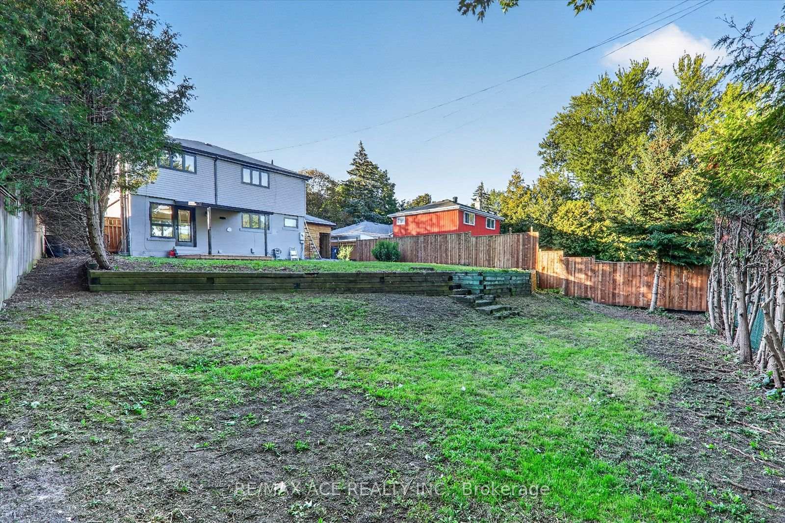 Photo 39 of 21 Sir Raymond Drive, Scarborough, Guildwood — HOMEH