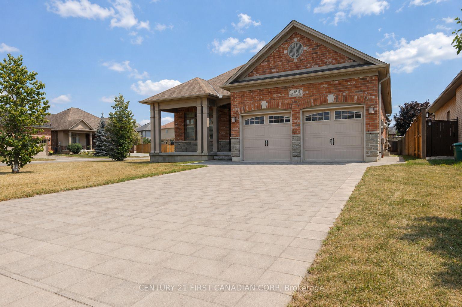 Photo 2 of 3183 Pincombe Drive, London, South W — HOMEH