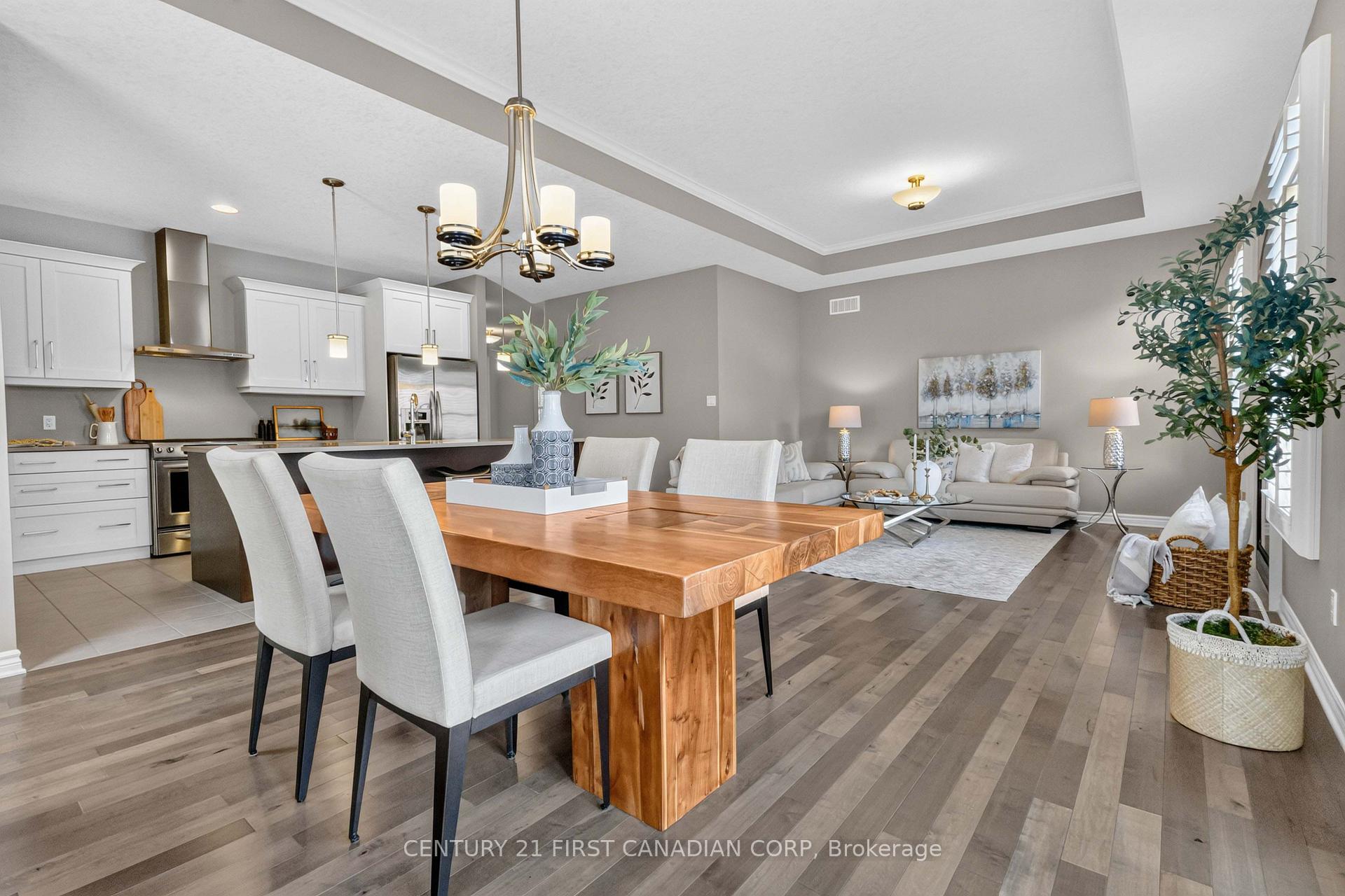 Photo 9 of 3183 Pincombe Drive, London, South W — HOMEH