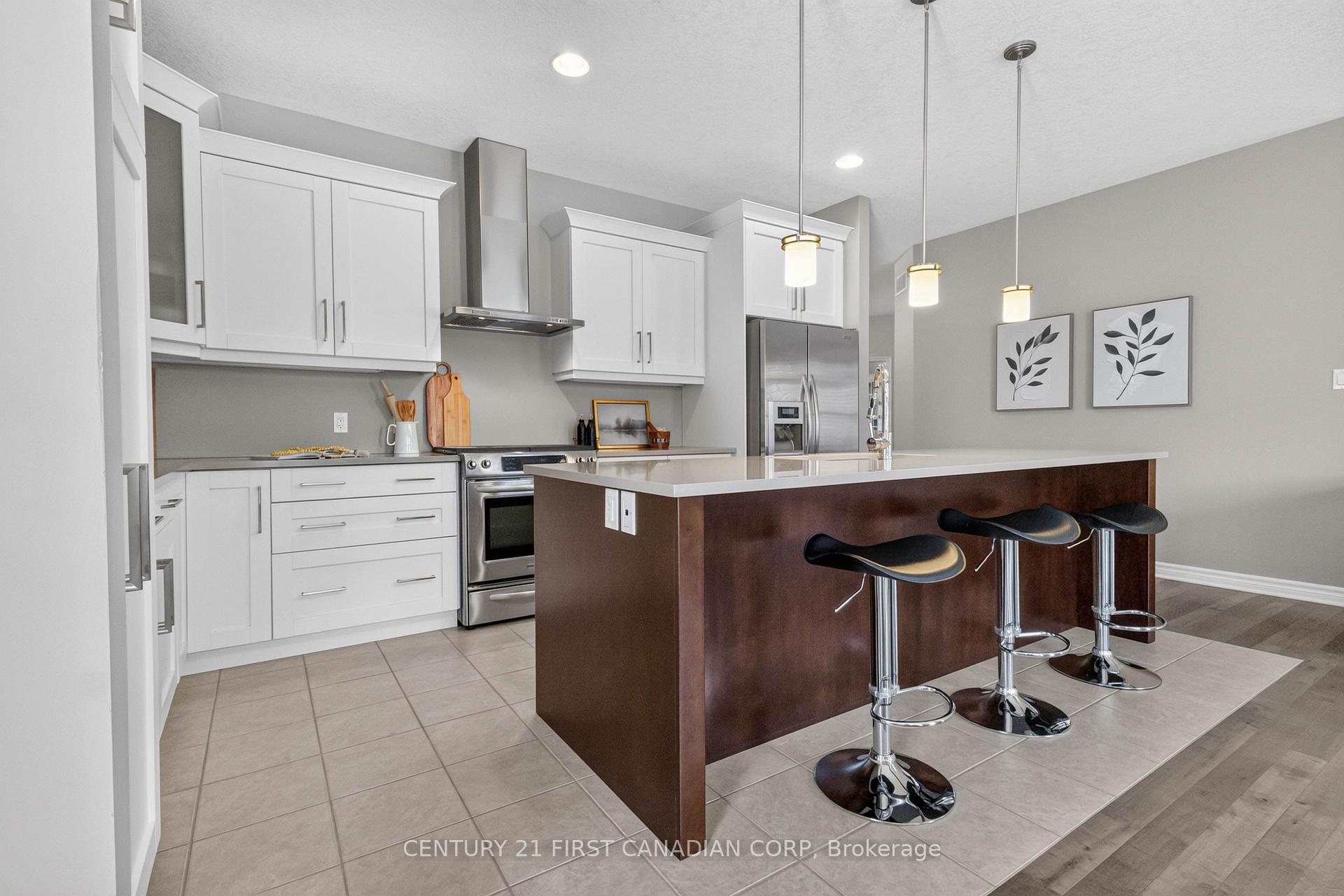 Photo 10 of 3183 Pincombe Drive, London, South W — HOMEH