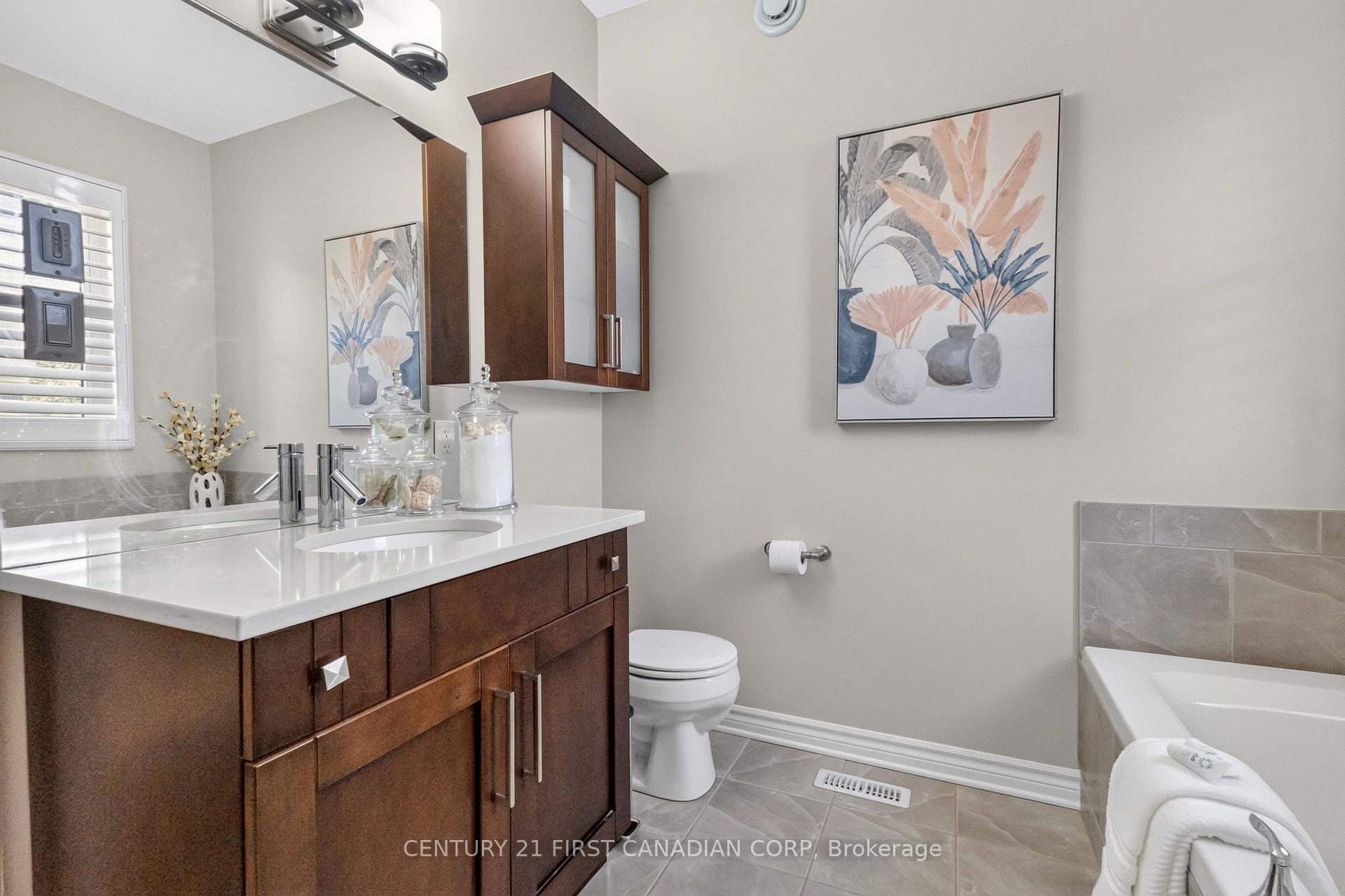 Photo 23 of 3183 Pincombe Drive, London, South W — HOMEH
