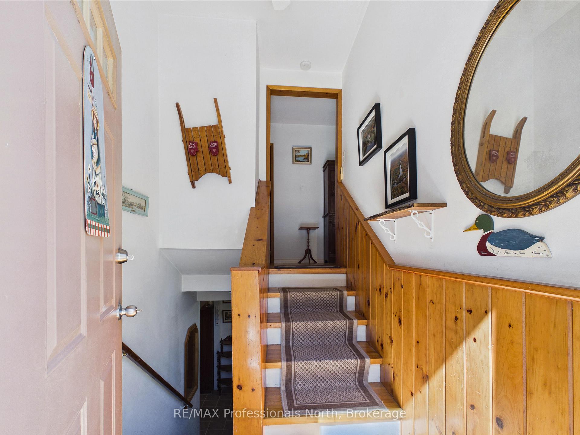 Photo 8 of 1035 Sherwood Forest Road, Bracebridge — HOMEH
