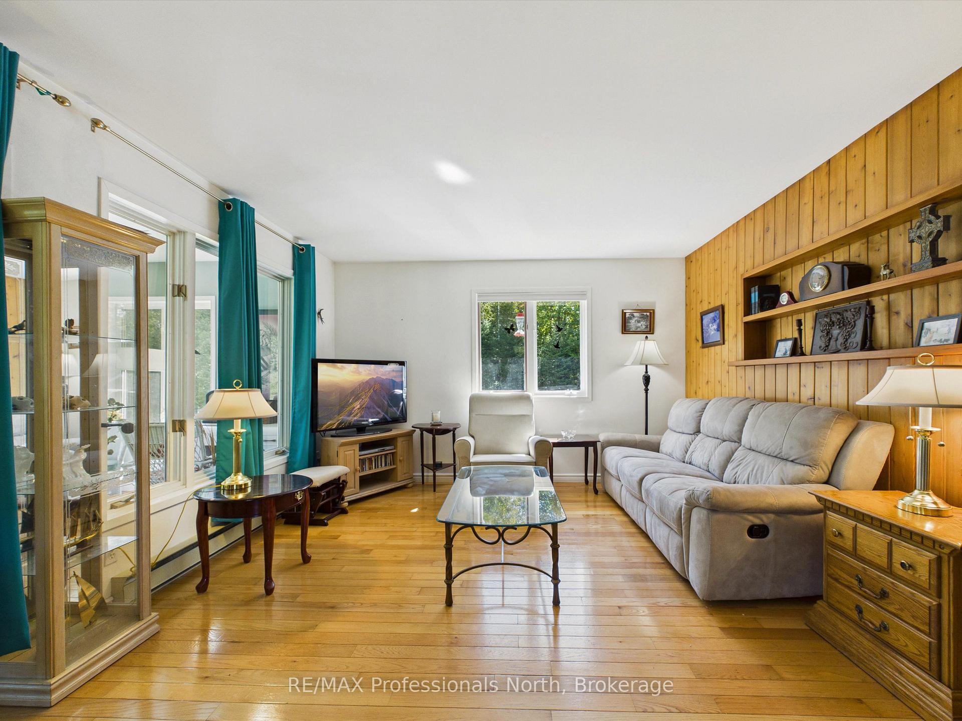 Photo 10 of 1035 Sherwood Forest Road, Bracebridge — HOMEH