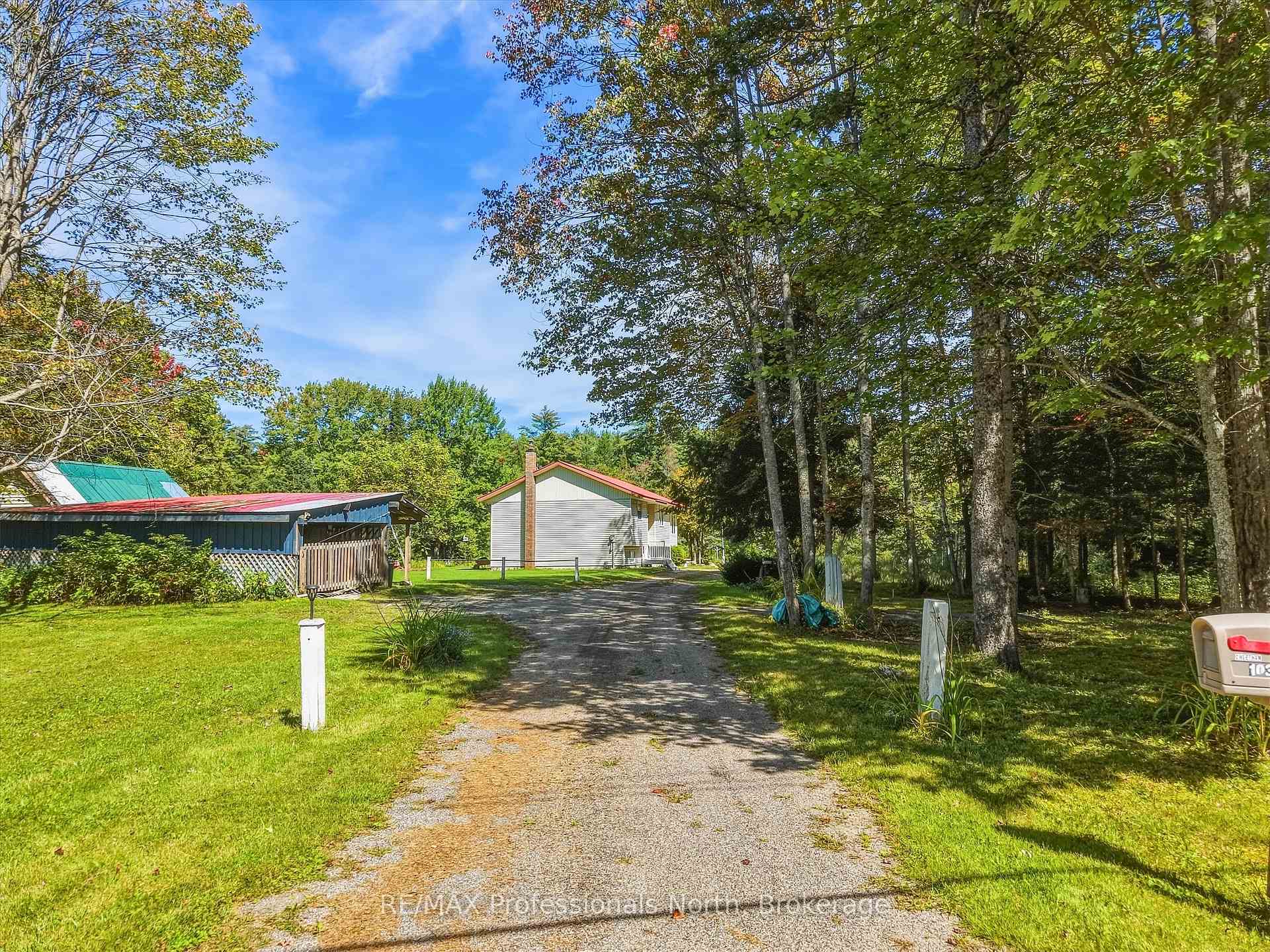 Photo 37 of 1035 Sherwood Forest Road, Bracebridge — HOMEH