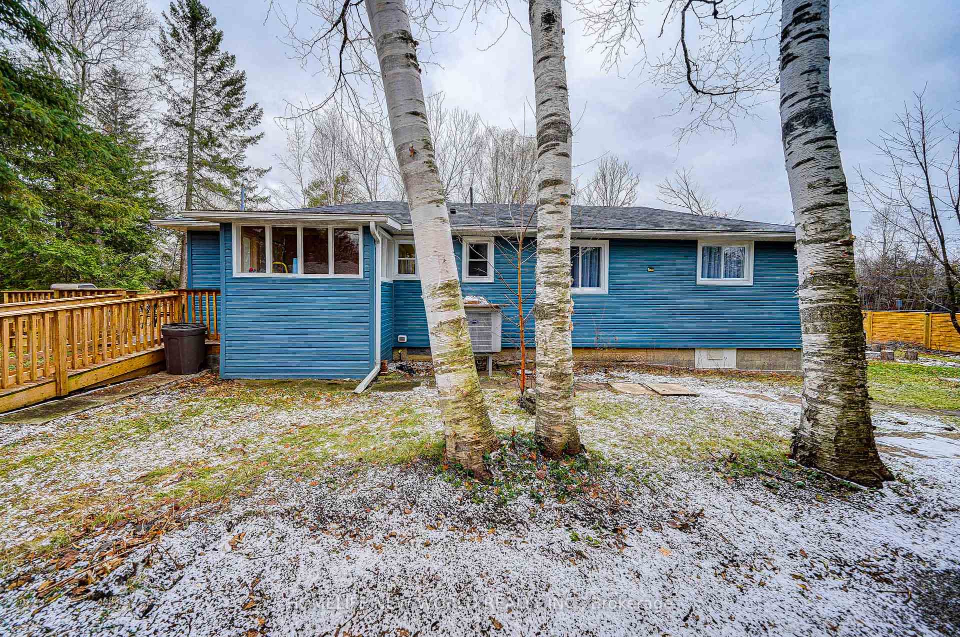 Photo 9 of 65 Edith Street, Georgina, Sutton & Jackson's Point — HOMEH