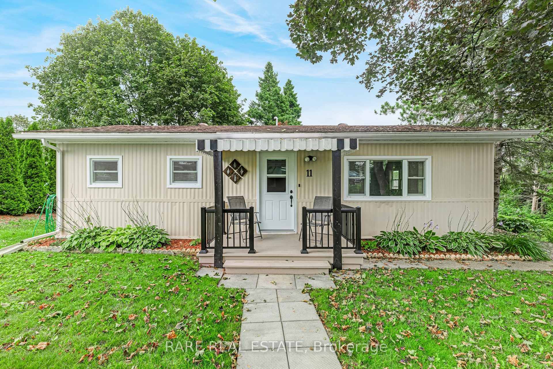 Photo of 11 Hawthorne Drive