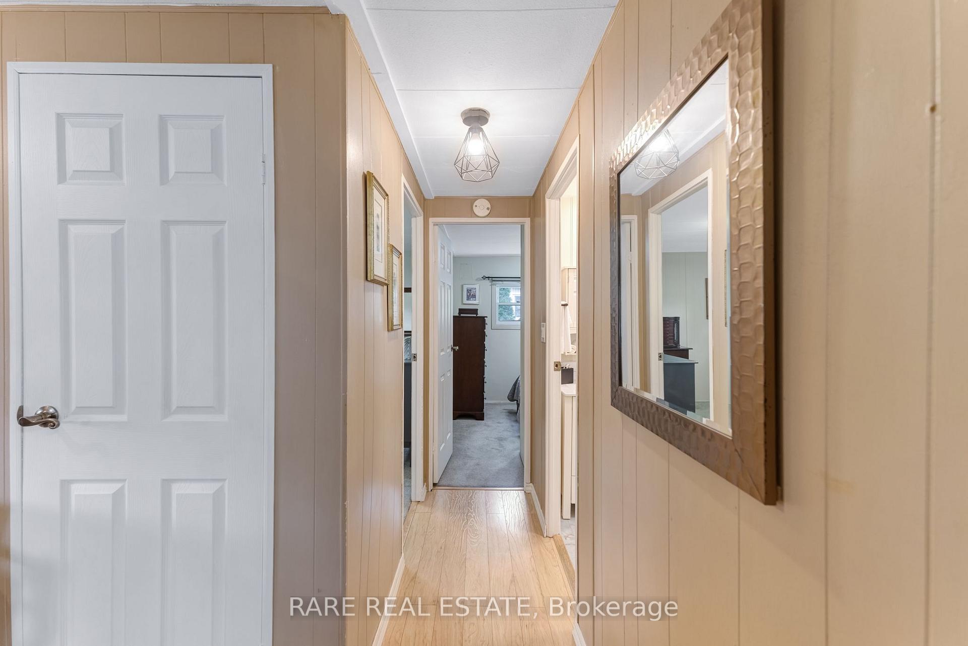 Photo 8 of 11 Hawthorne Drive, Innisfil, Alcona — HOMEH