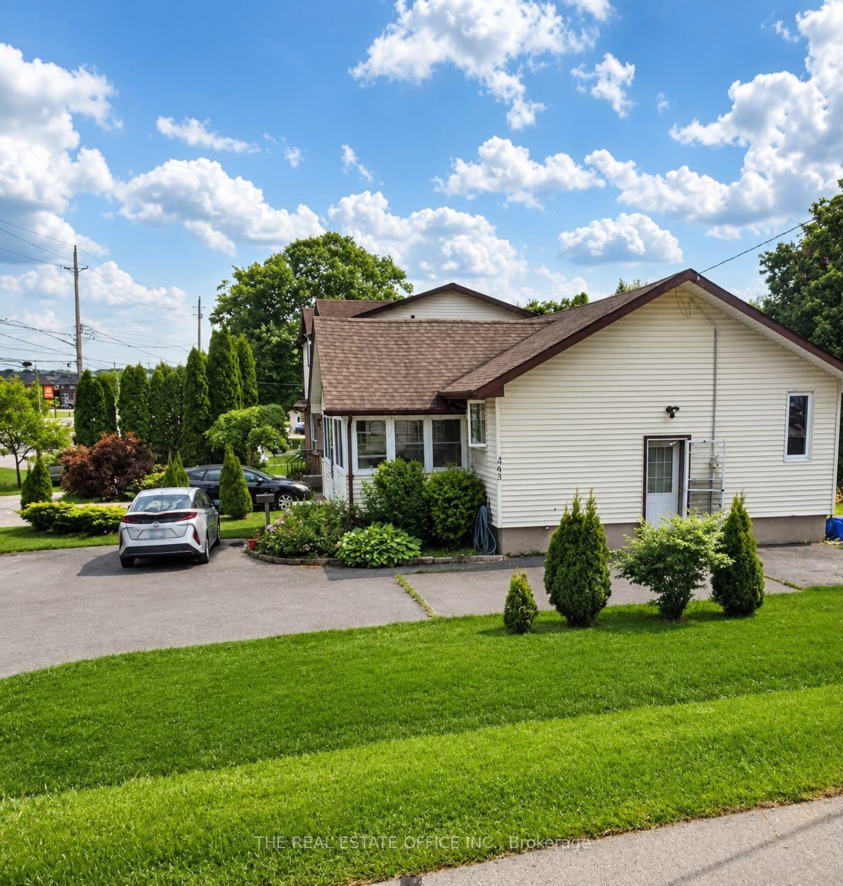 Photo 3 of 265 Pasadena Drive, Georgina, Keswick South — HOMEH