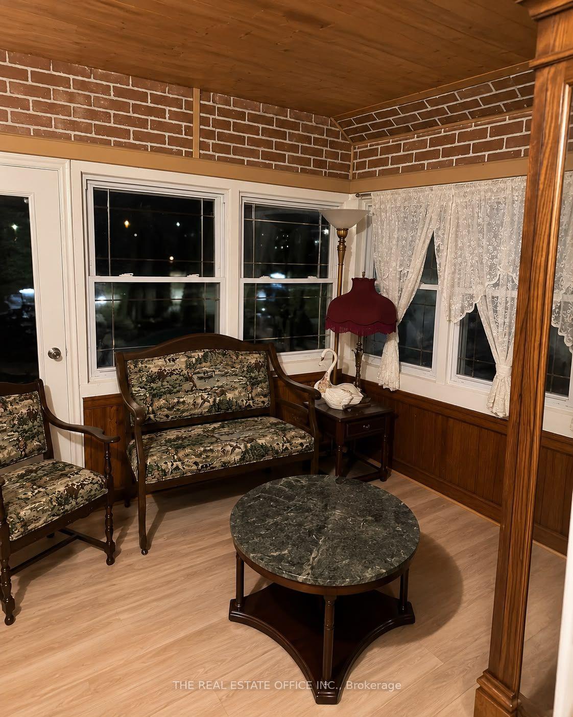 Photo 8 of 265 Pasadena Drive, Georgina, Keswick South — HOMEH