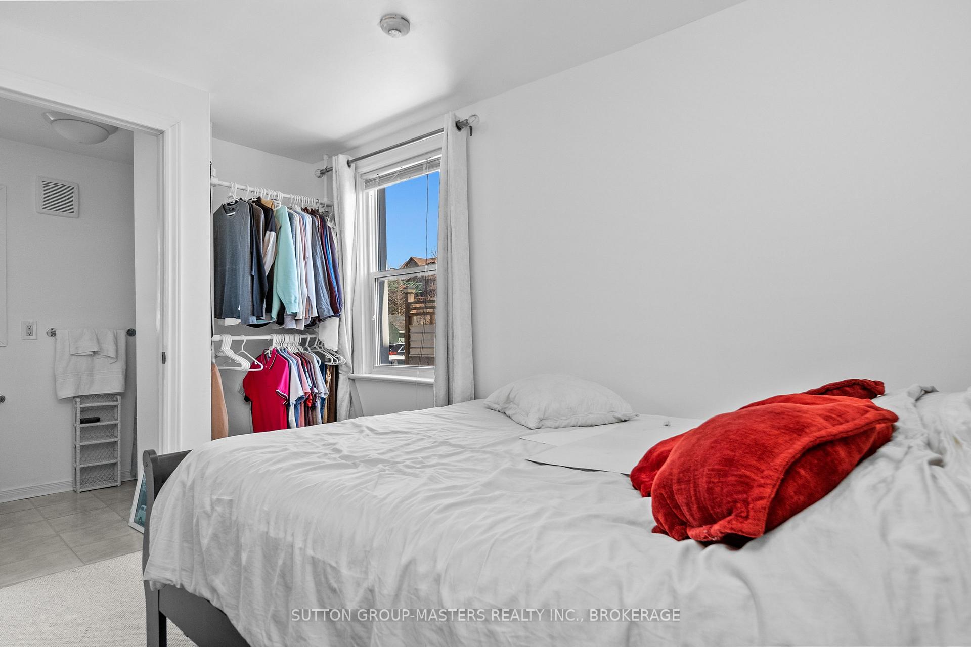 Photo 10 of 143-145 Ordnance Street, Kingston, East of Sir John A. Blvd — HOMEH