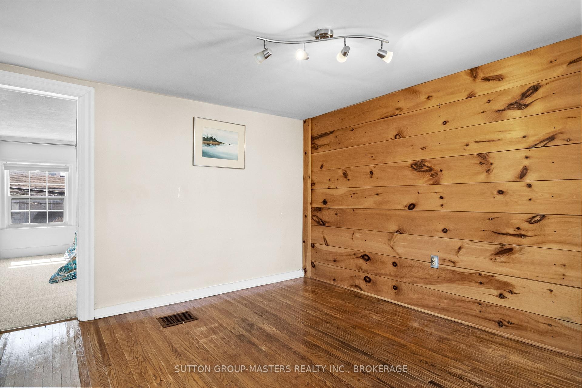 Photo 35 of 143-145 Ordnance Street, Kingston, East of Sir John A. Blvd — HOMEH