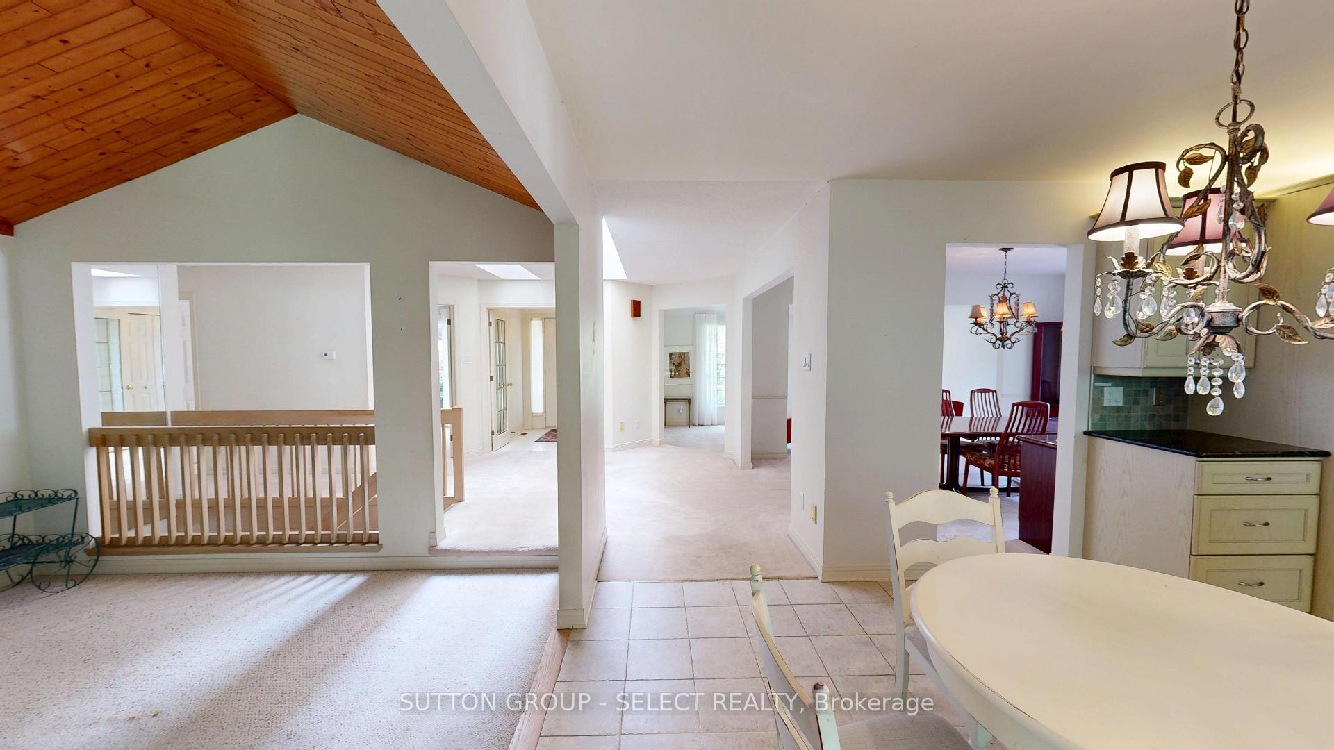 Photo 8 of 34 Pine Ridge Drive, London, North B — HOMEH