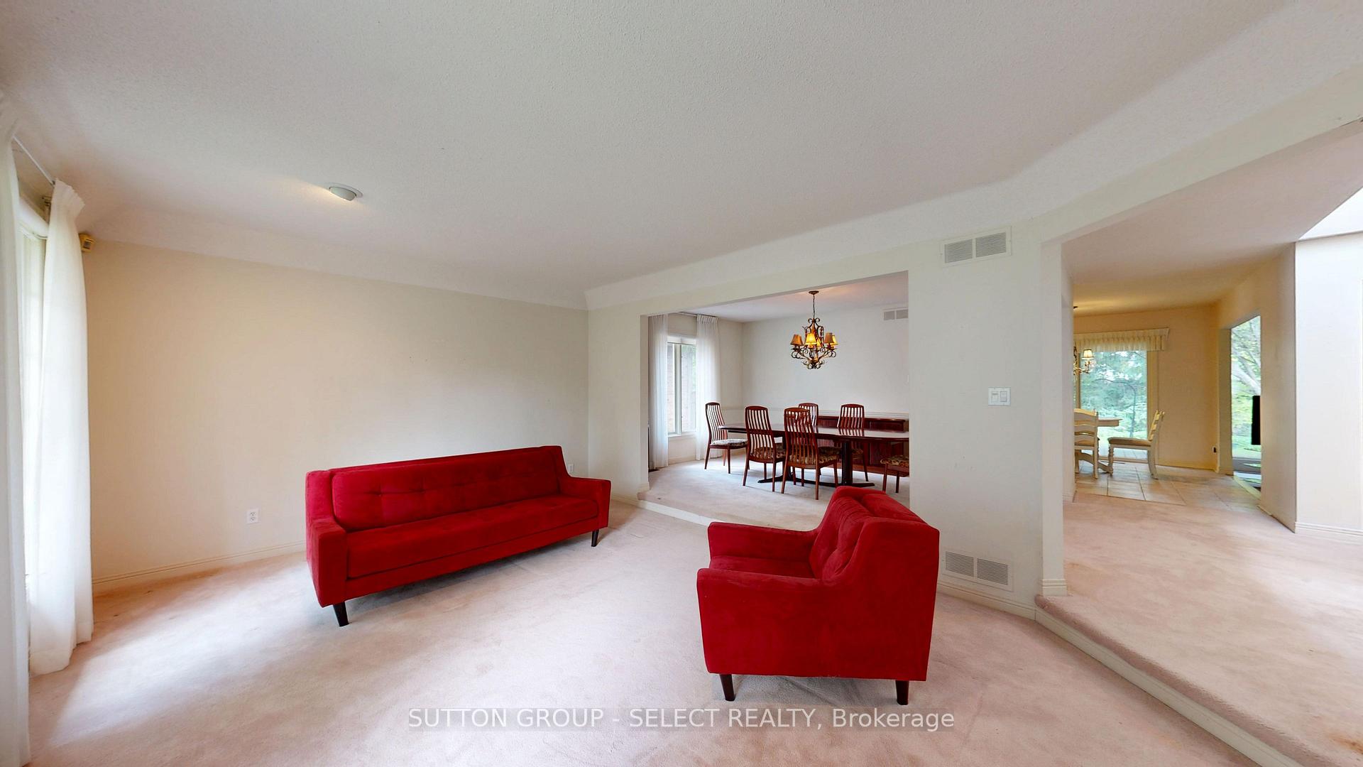 Photo 12 of 34 Pine Ridge Drive, London, North B — HOMEH