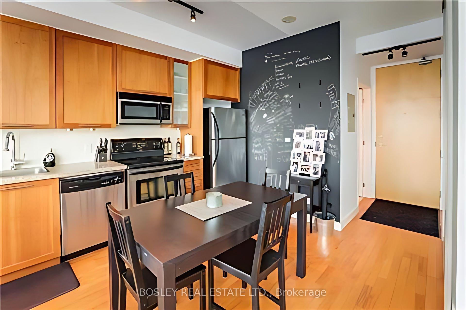Photo 3 of Unit 1409, 33 Mill Street, Toronto, Waterfront Communities — HOMEH