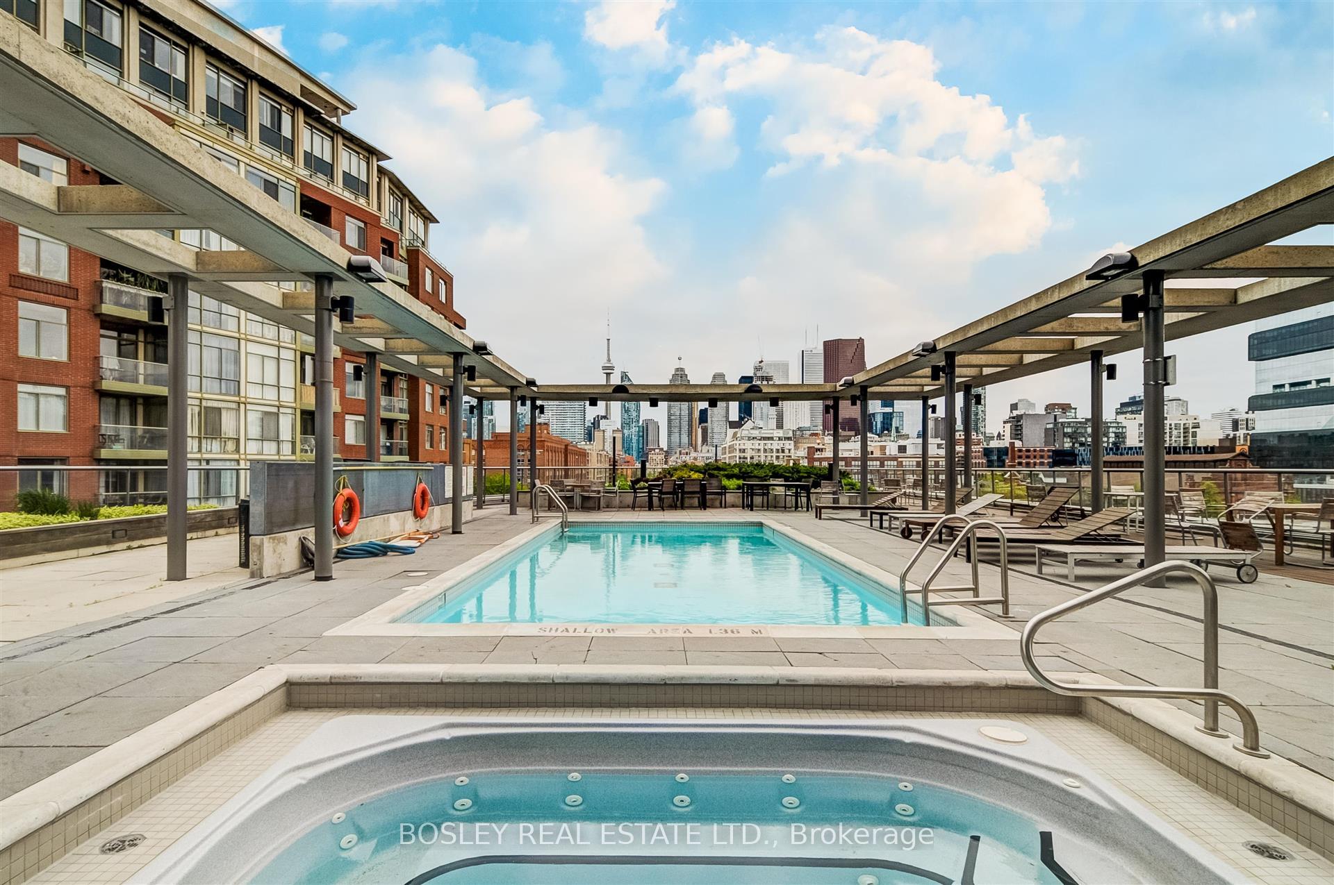 Photo 14 of Unit 1409, 33 Mill Street, Toronto, Waterfront Communities — HOMEH