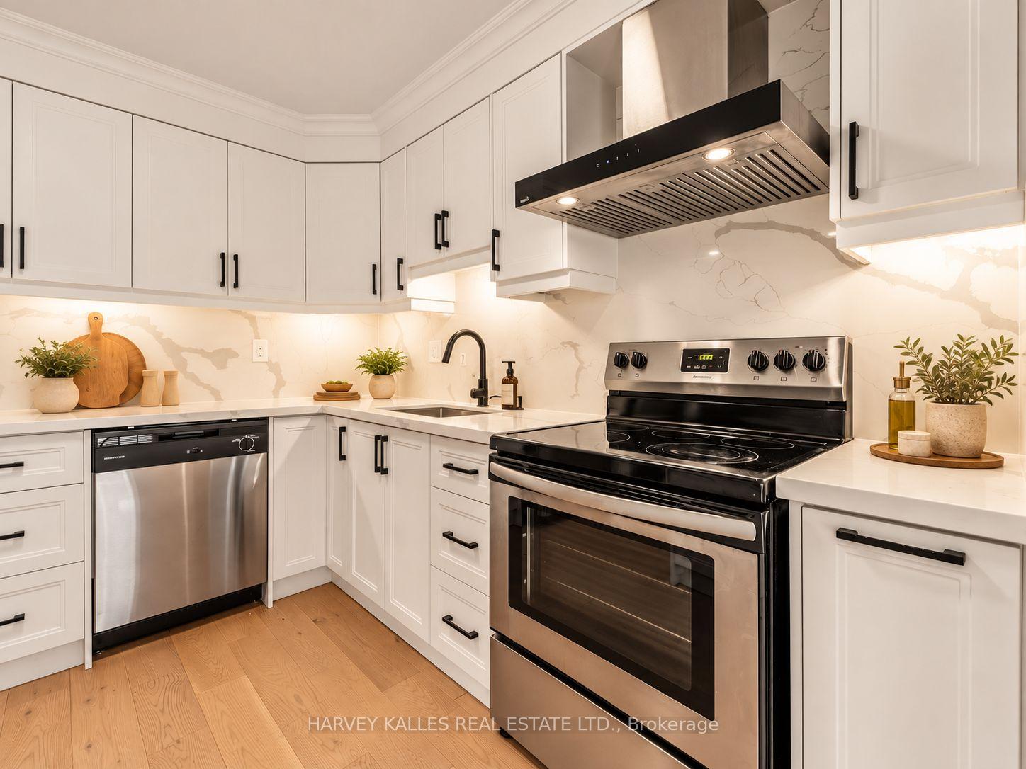 Photo 15 of 40 Blackthorn Drive, Vaughan, Maple — HOMEH