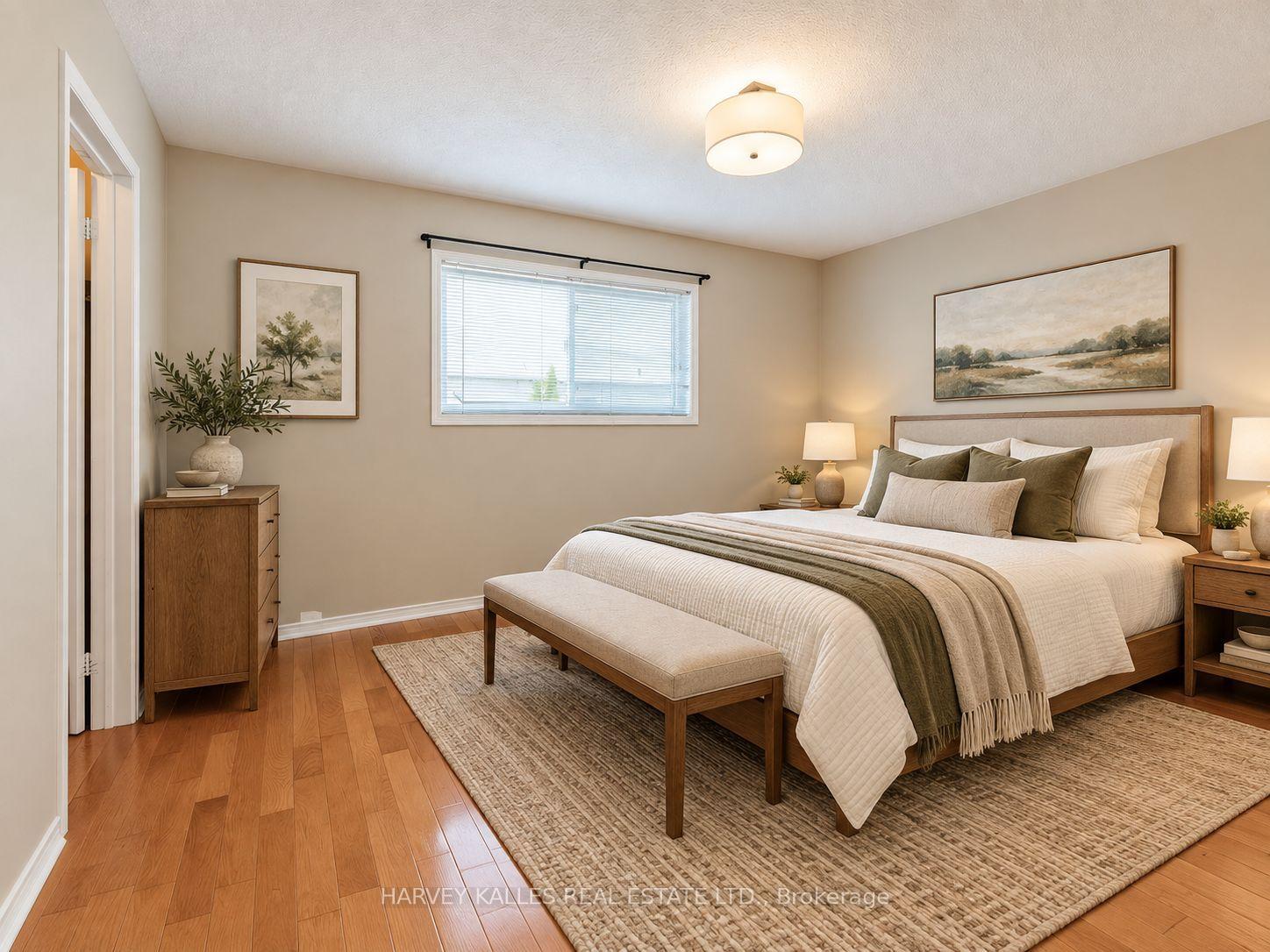 Photo 24 of 40 Blackthorn Drive, Vaughan, Maple — HOMEH